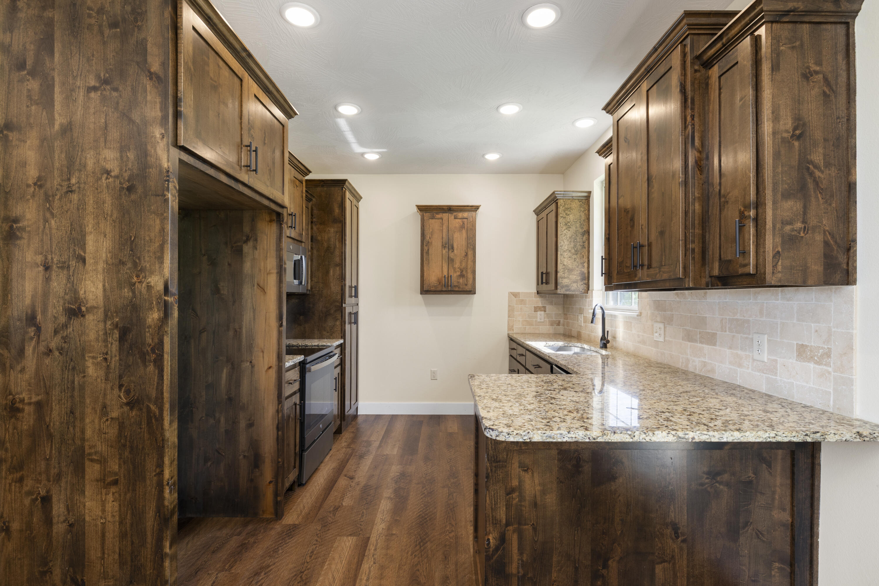 2086 Bull Run Road Property Photo 12
