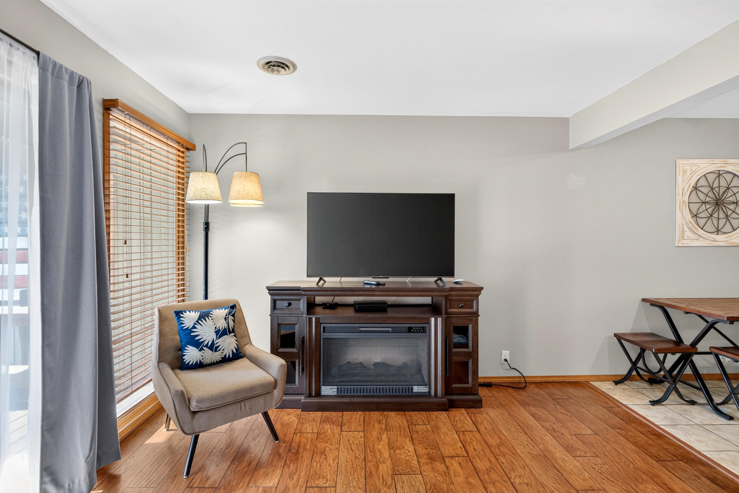 14 Sinatra Court Unit 5 Property Photo 10