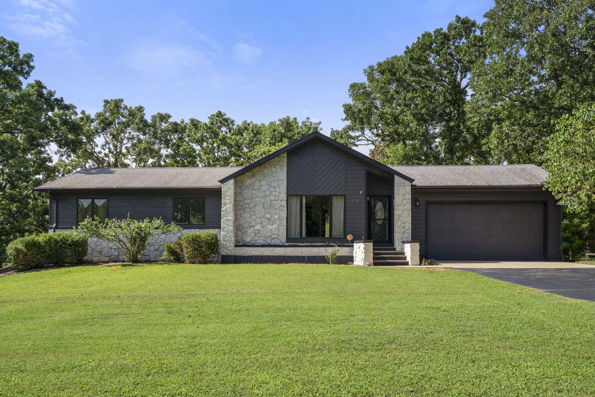 299 Sunny Brook Drive Property Photo 1