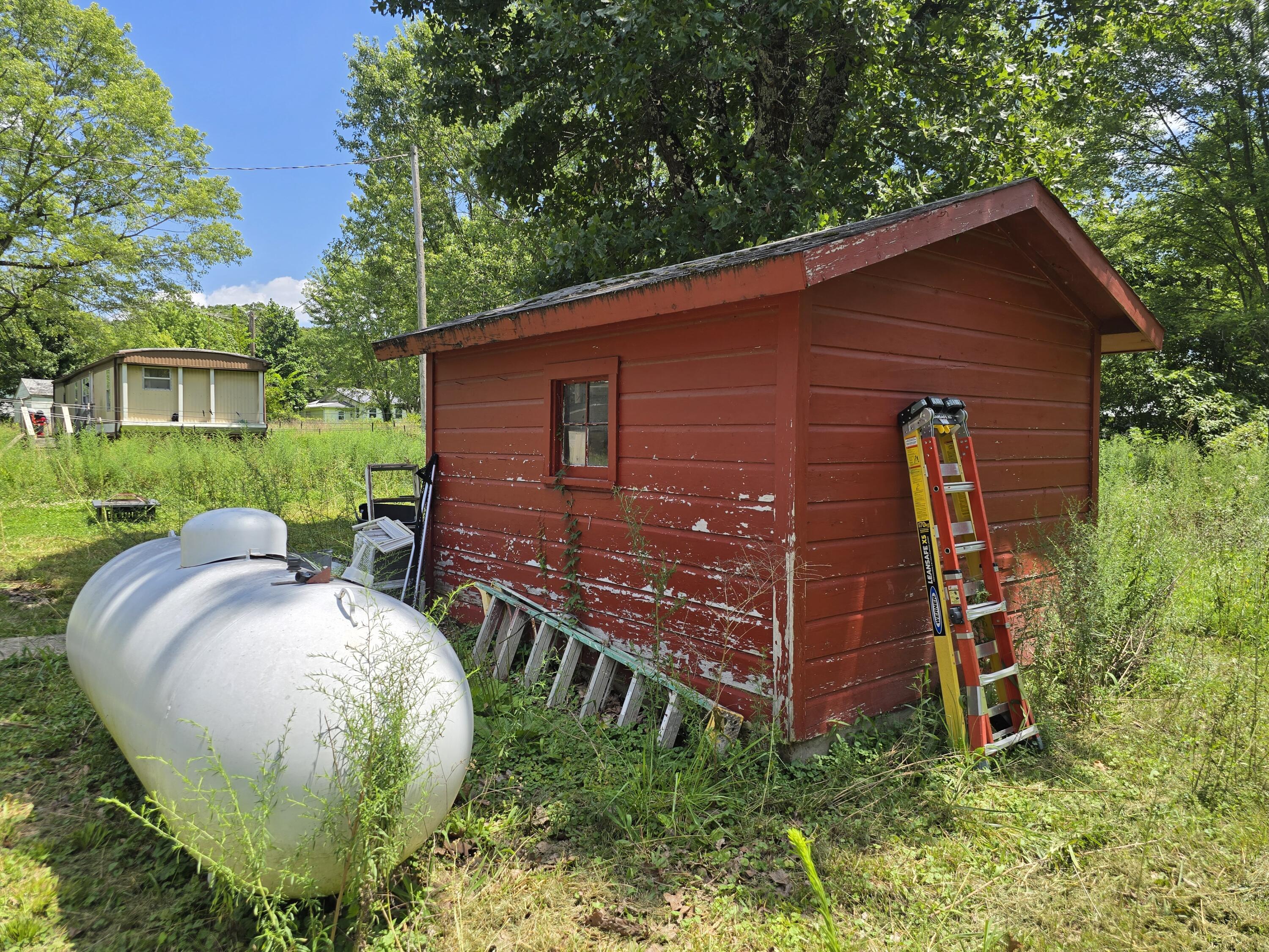 22 Thomasville Road Property Photo 5