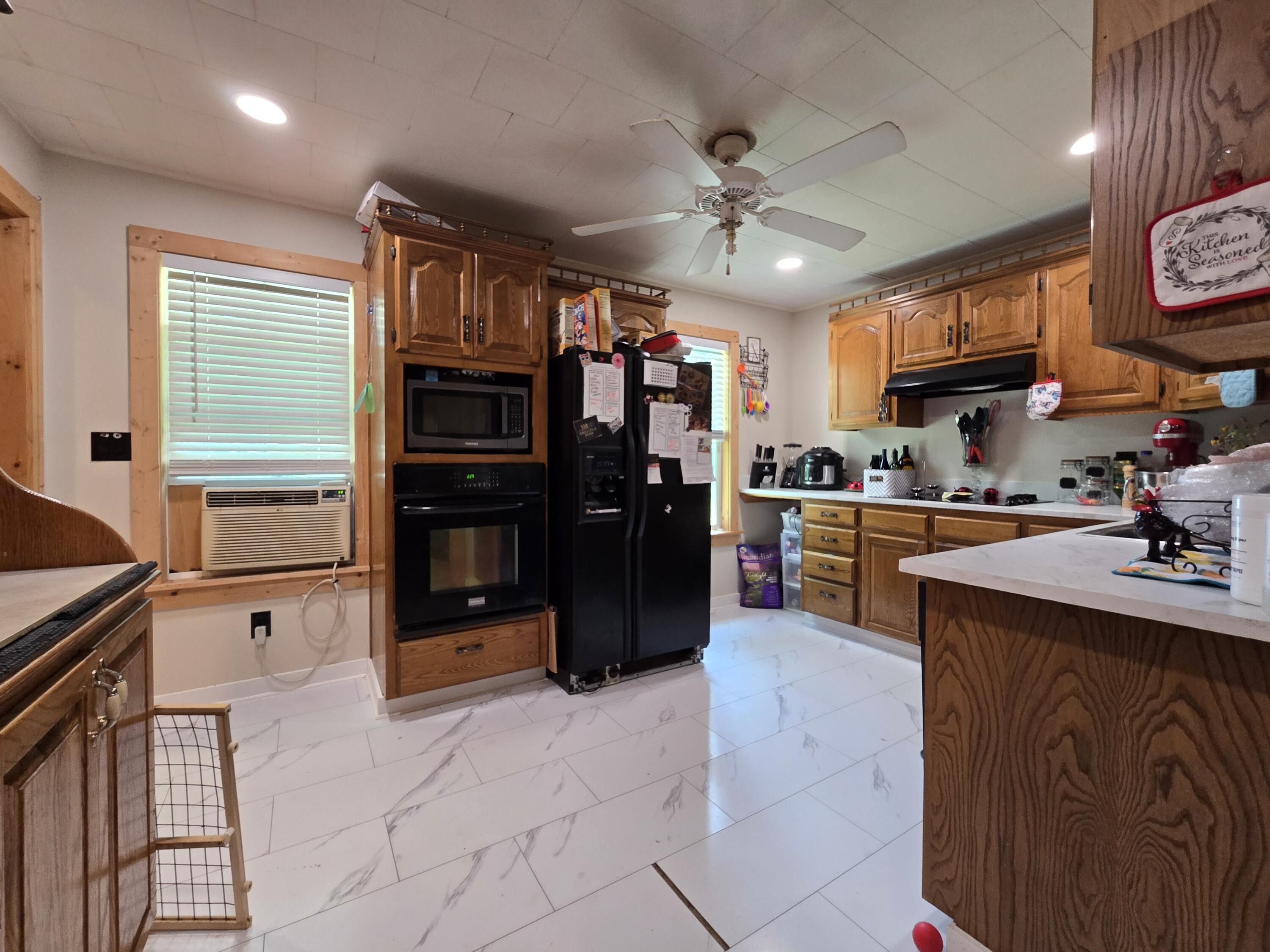 22 Thomasville Road Property Photo 17