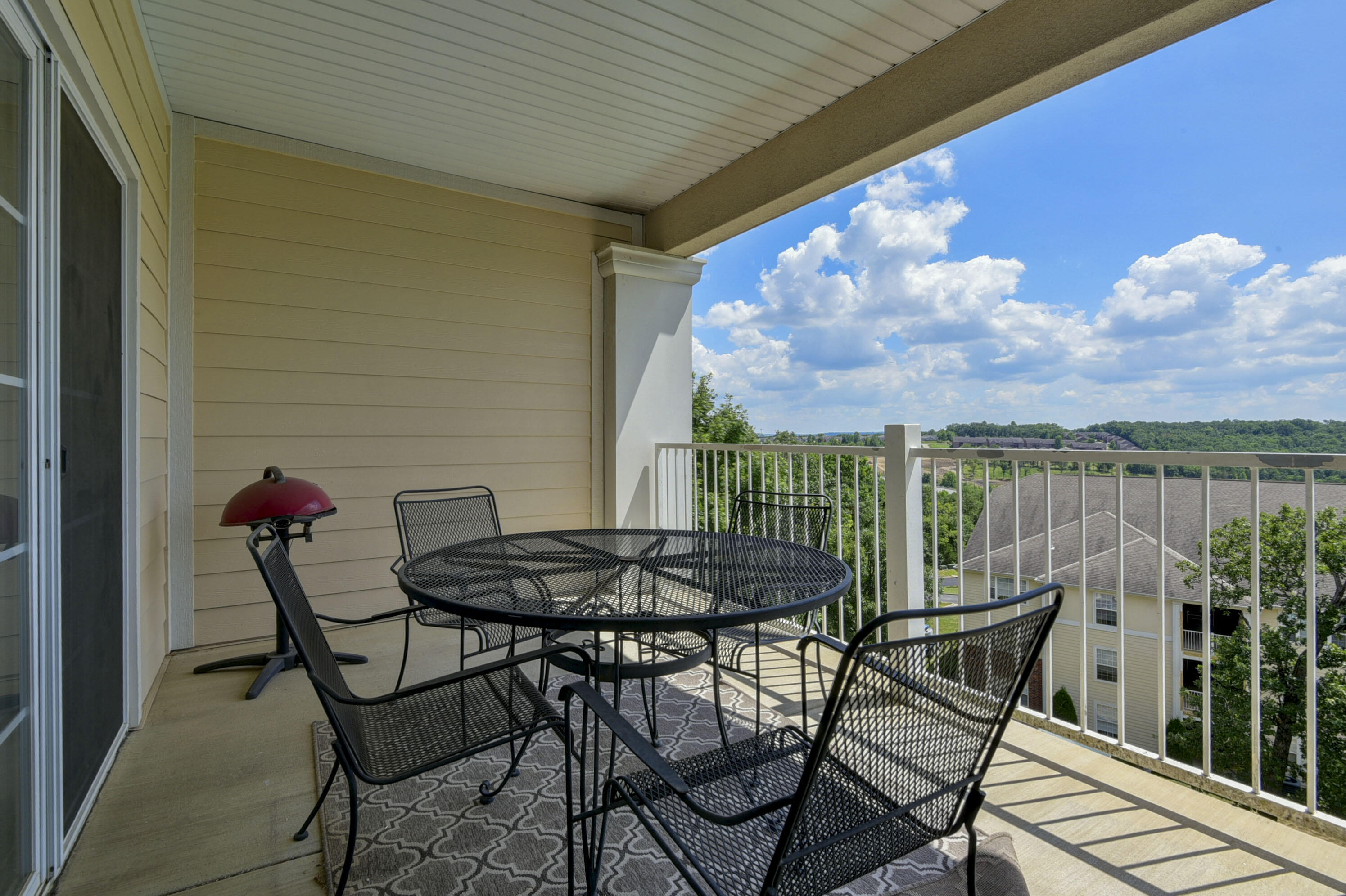 201 Prairie Dunes Drive 1403 Property Photo 1