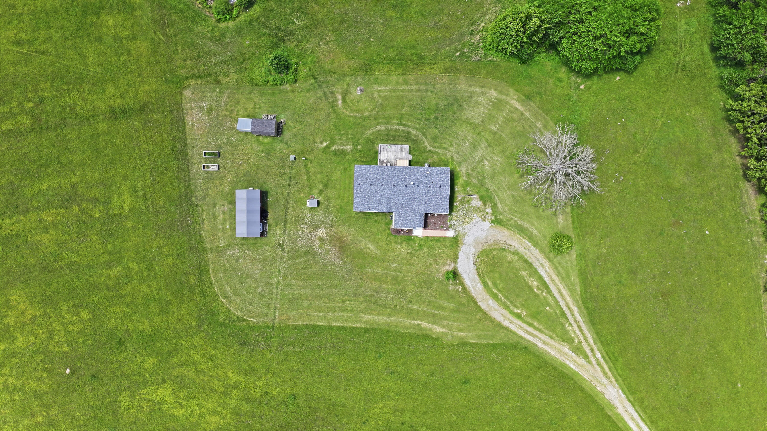 12507 U.s. Route 66 Property Photo 9