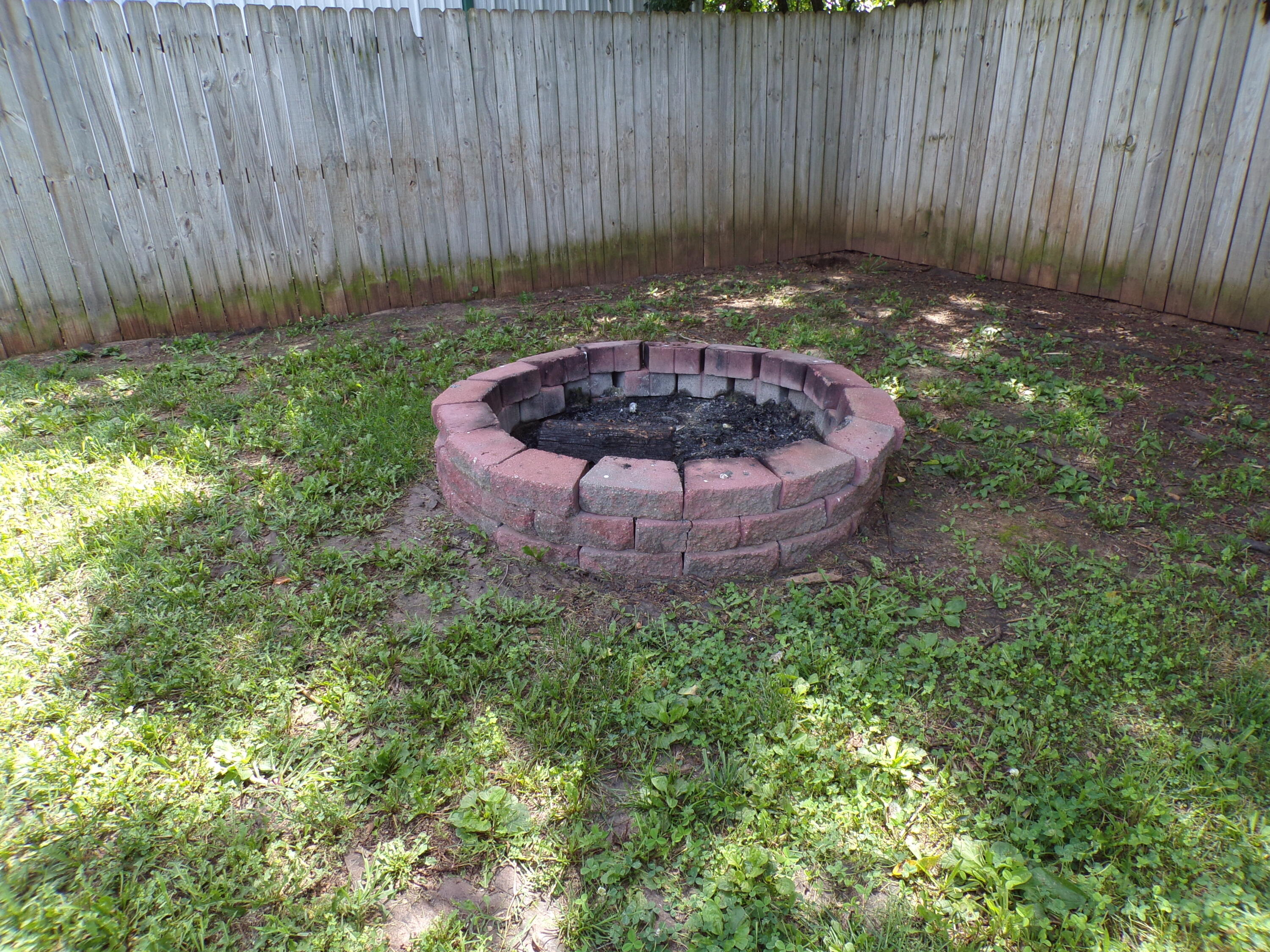 646 East Woodland Street Property Photo 6