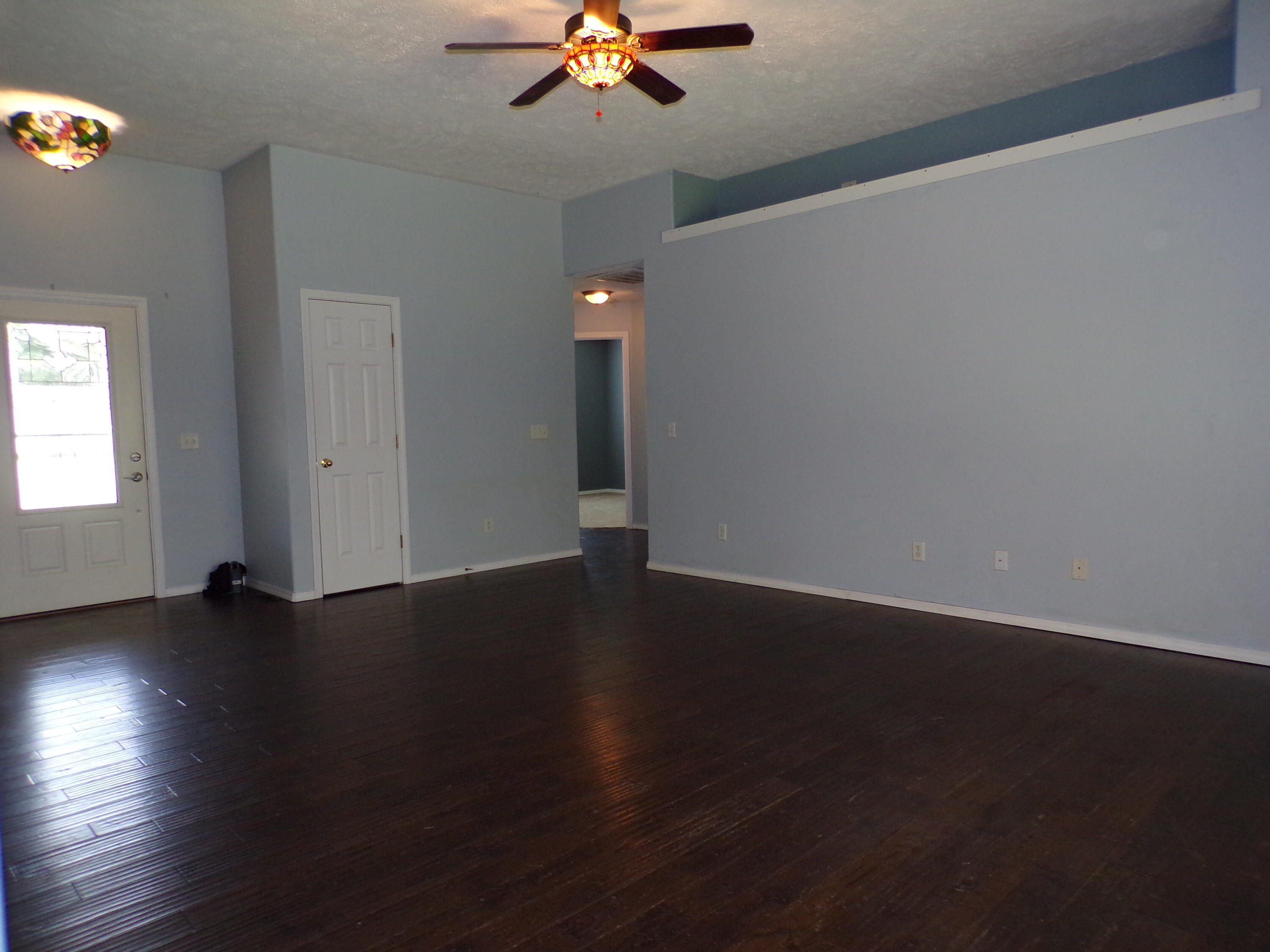 646 East Woodland Street Property Photo 9