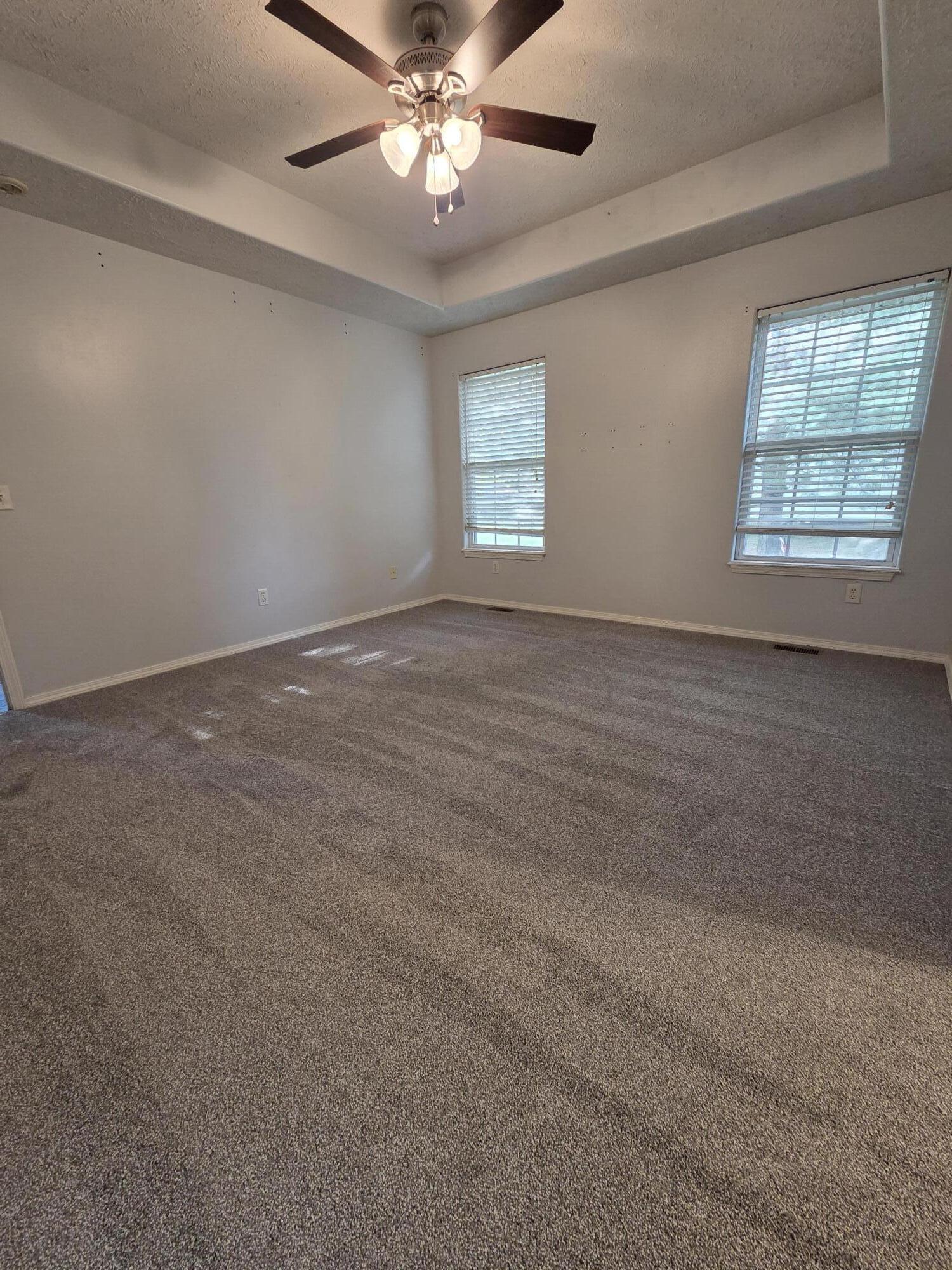 646 East Woodland Street Property Photo 17