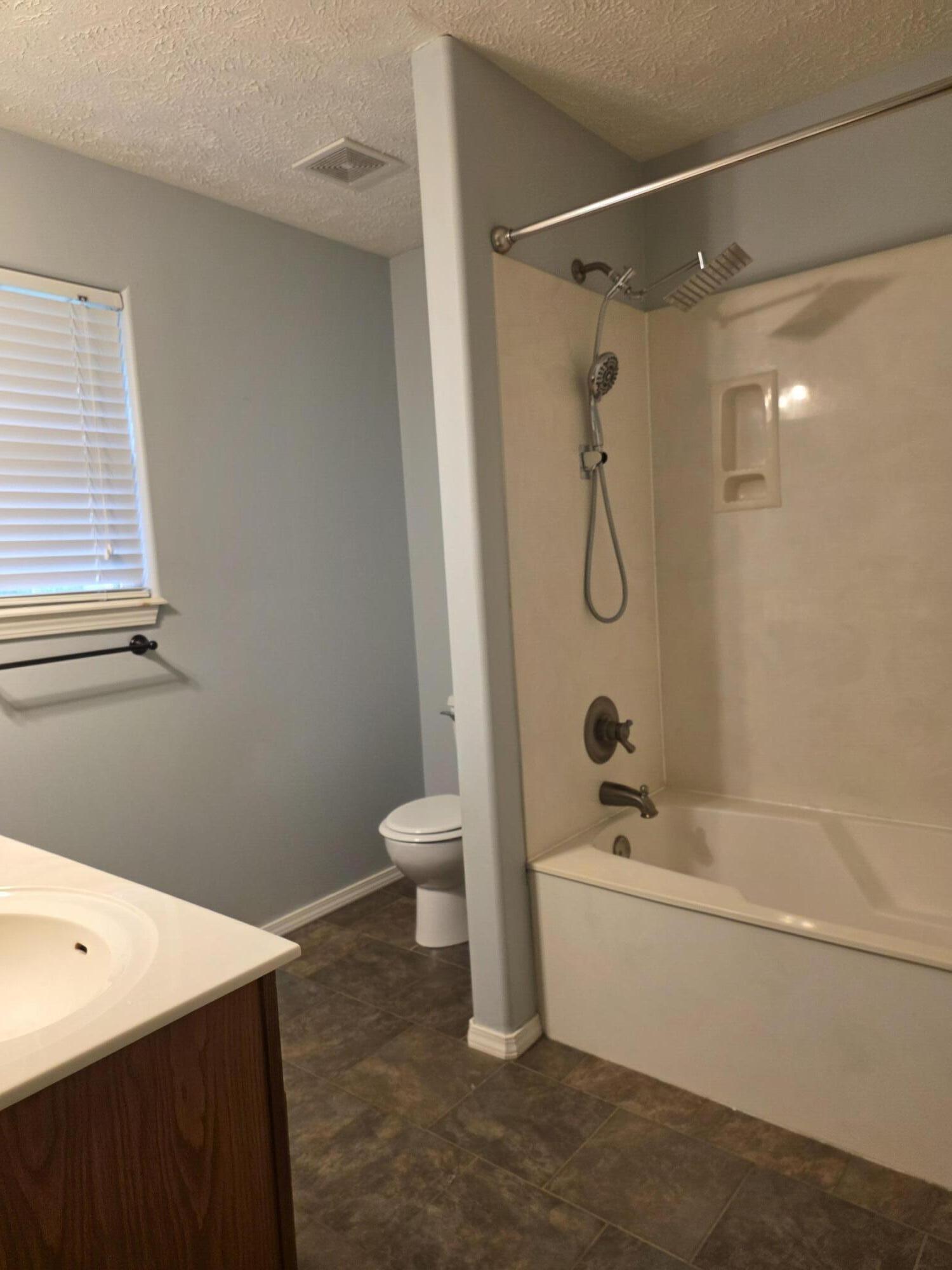 646 East Woodland Street Property Photo 19