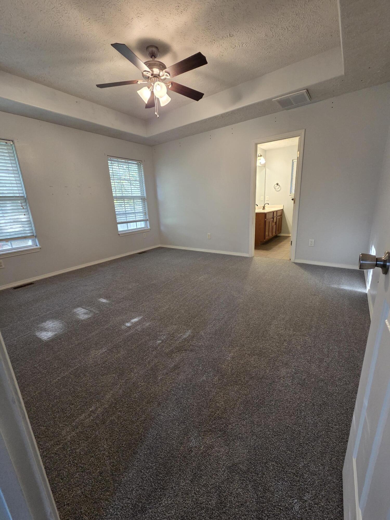 646 East Woodland Street Property Photo 20
