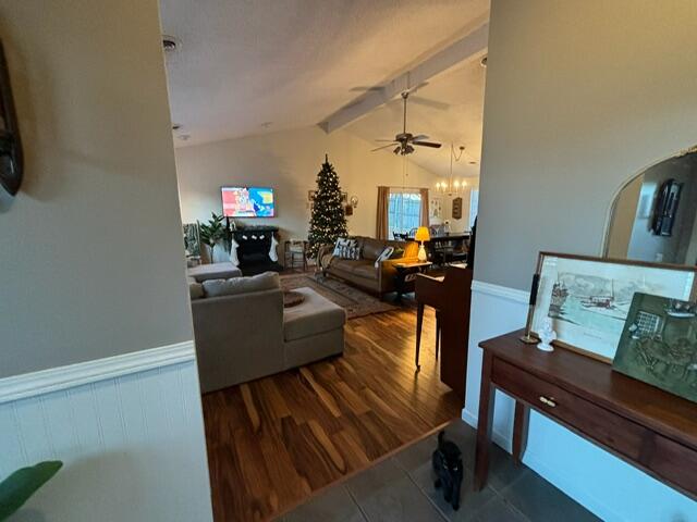 154 Brook Court Property Photo 4