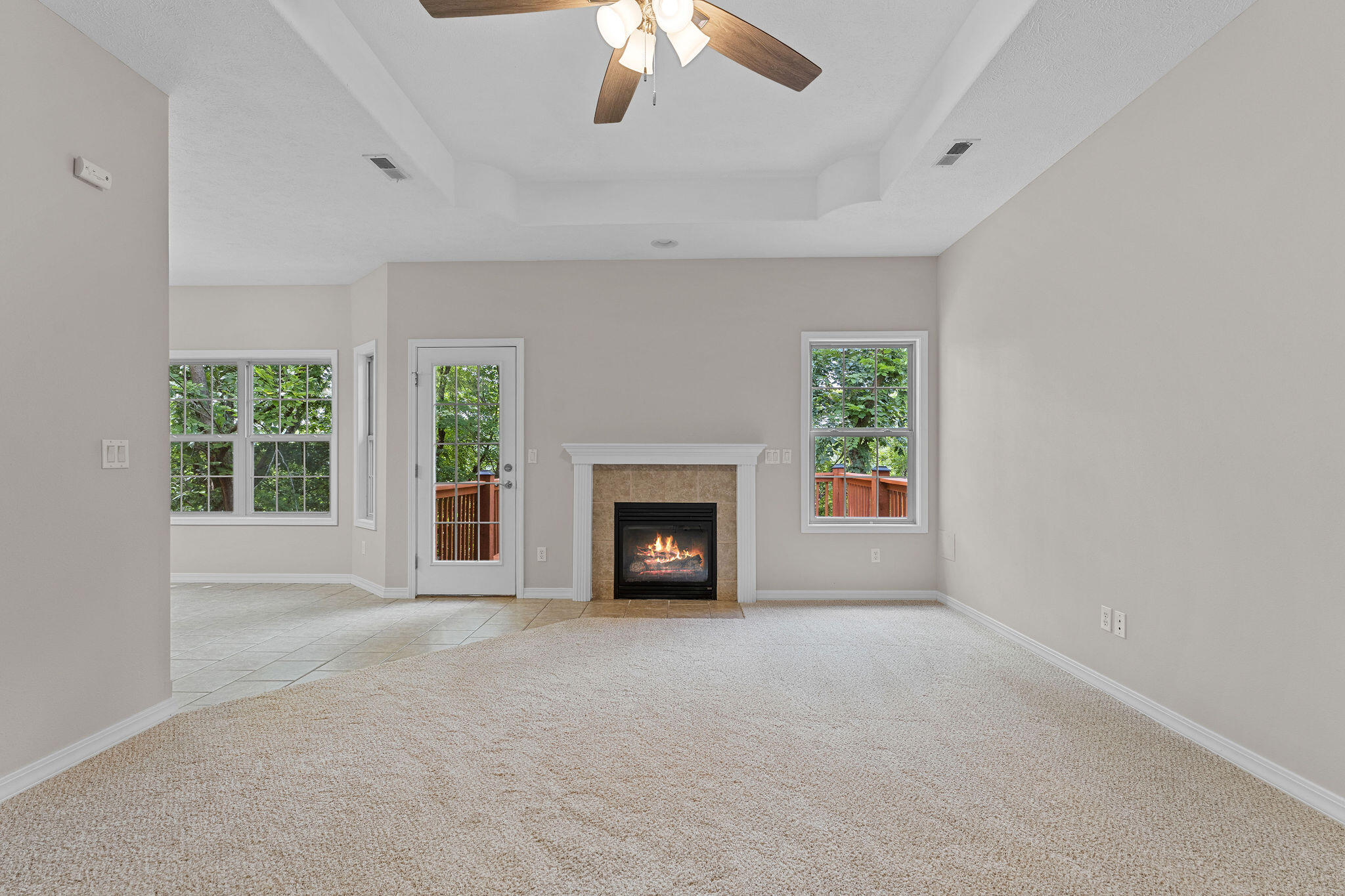 891 Valley View Drive Property Photo 6