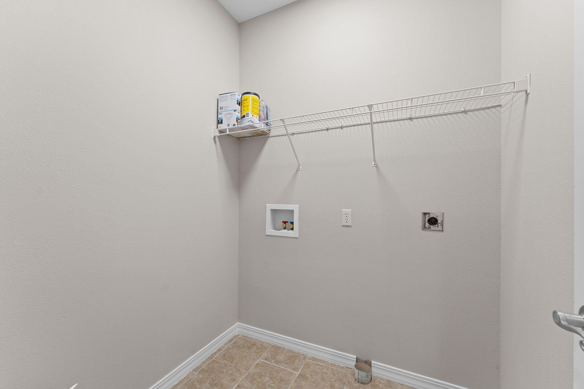 891 Valley View Drive Property Photo 15