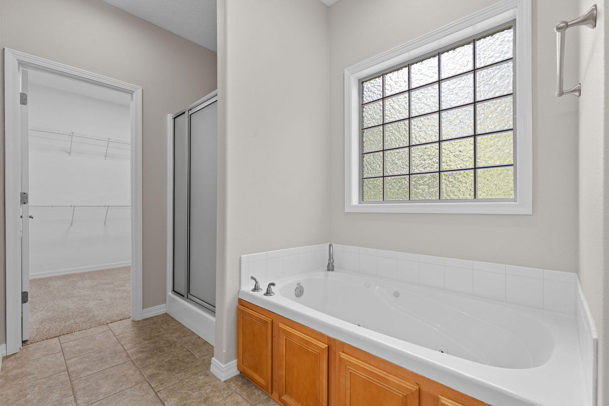 891 Valley View Drive Property Photo 21