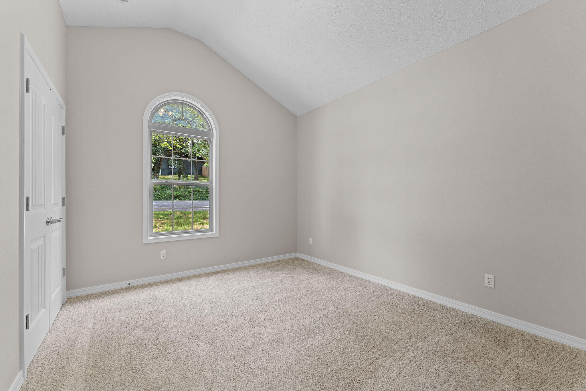 891 Valley View Drive Property Photo 25