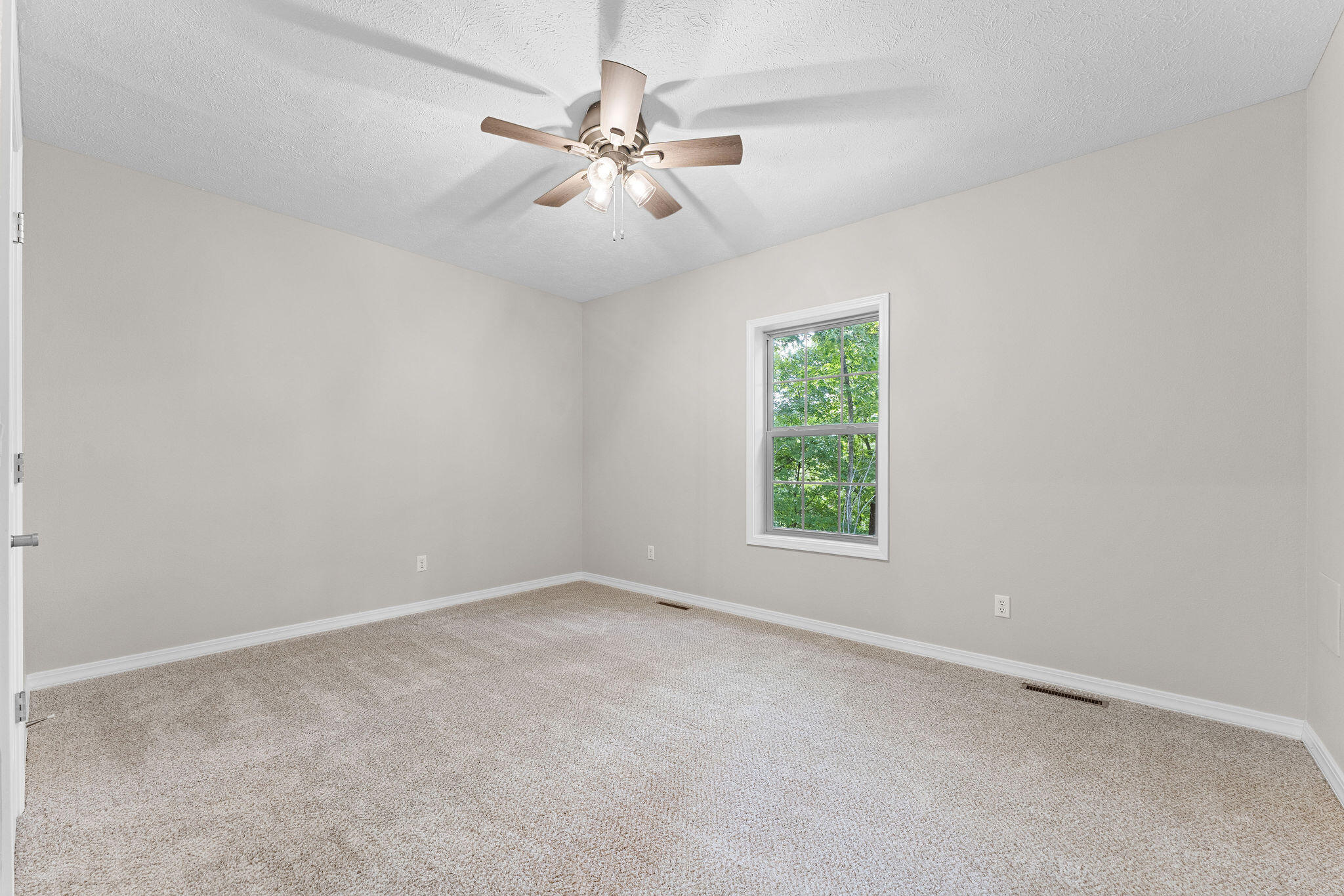 891 Valley View Drive Property Photo 33