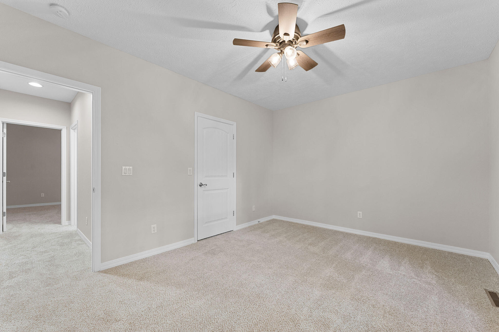 891 Valley View Drive Property Photo 34