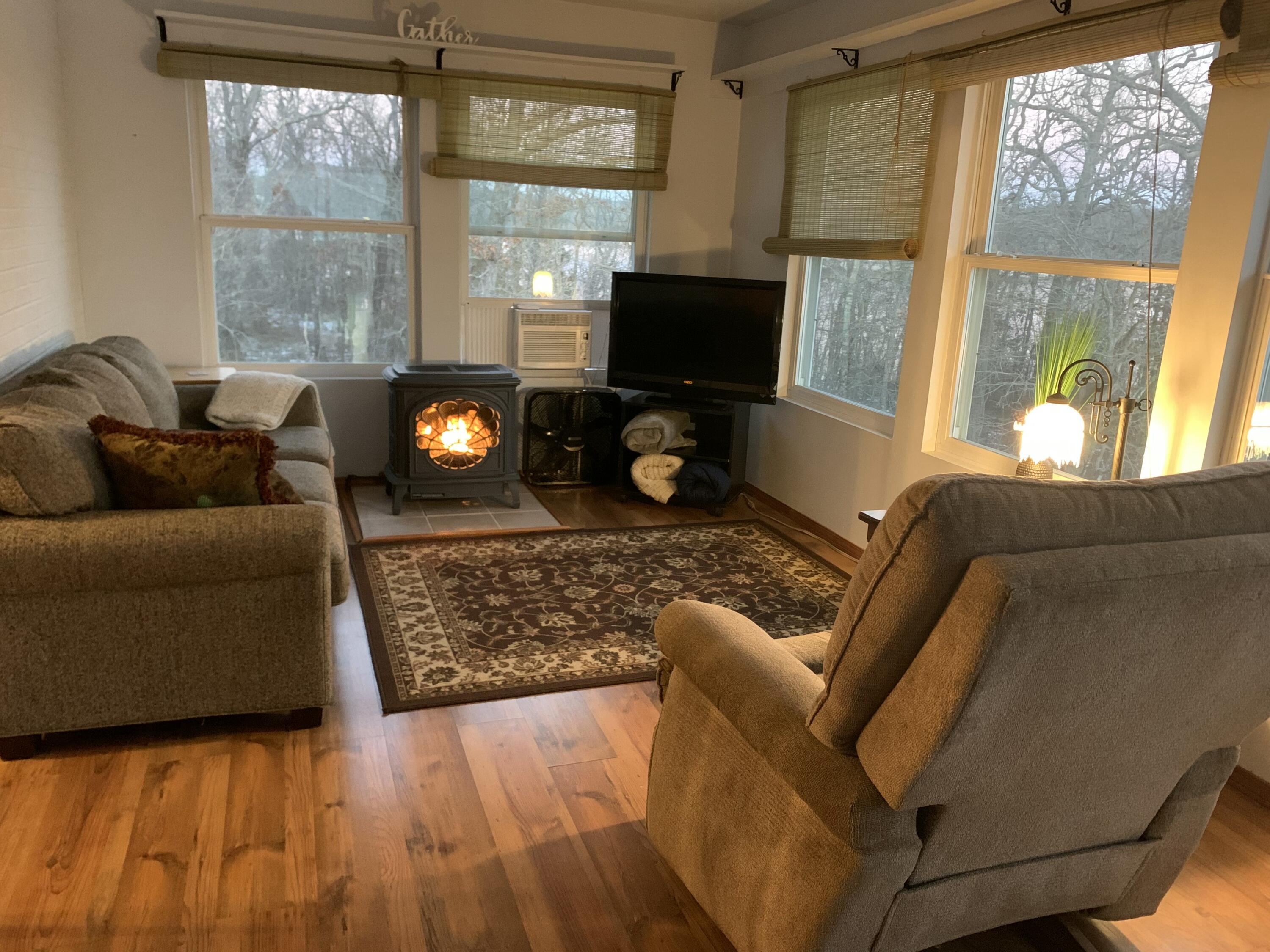275 Ludora Drive Property Photo 4