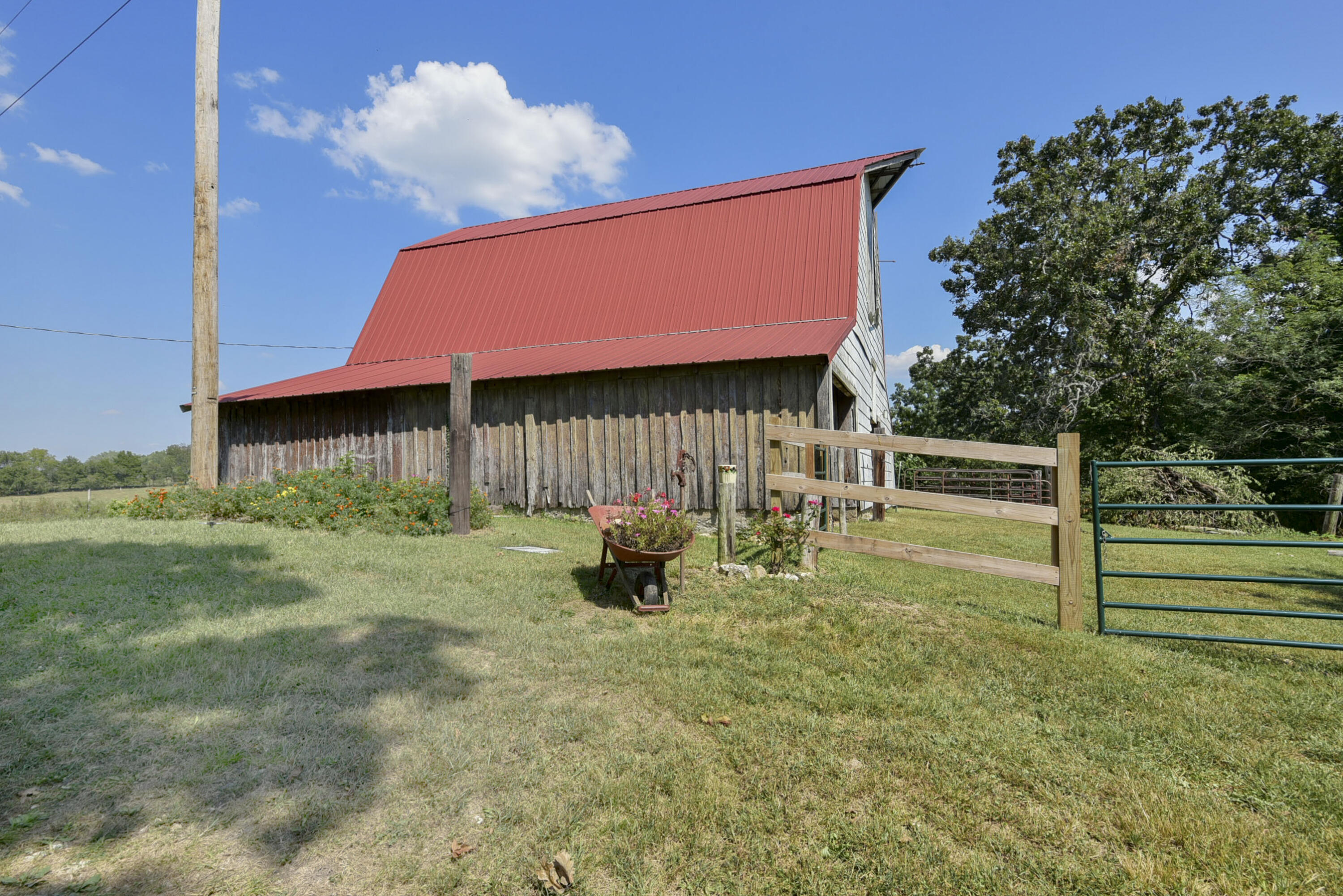 465 Appleby Drive Property Photo 27