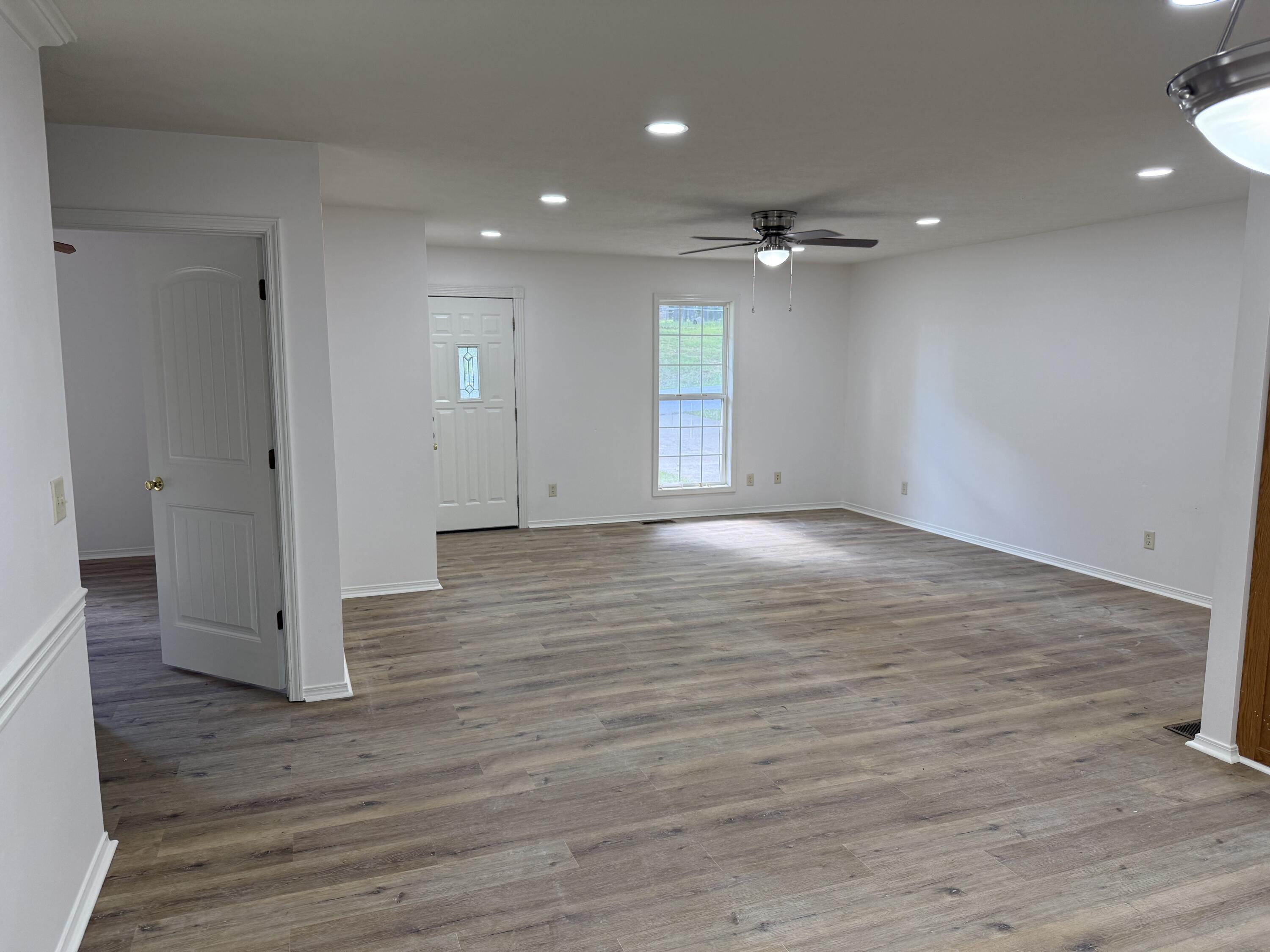 2706 Ginger Drive Property Photo 2