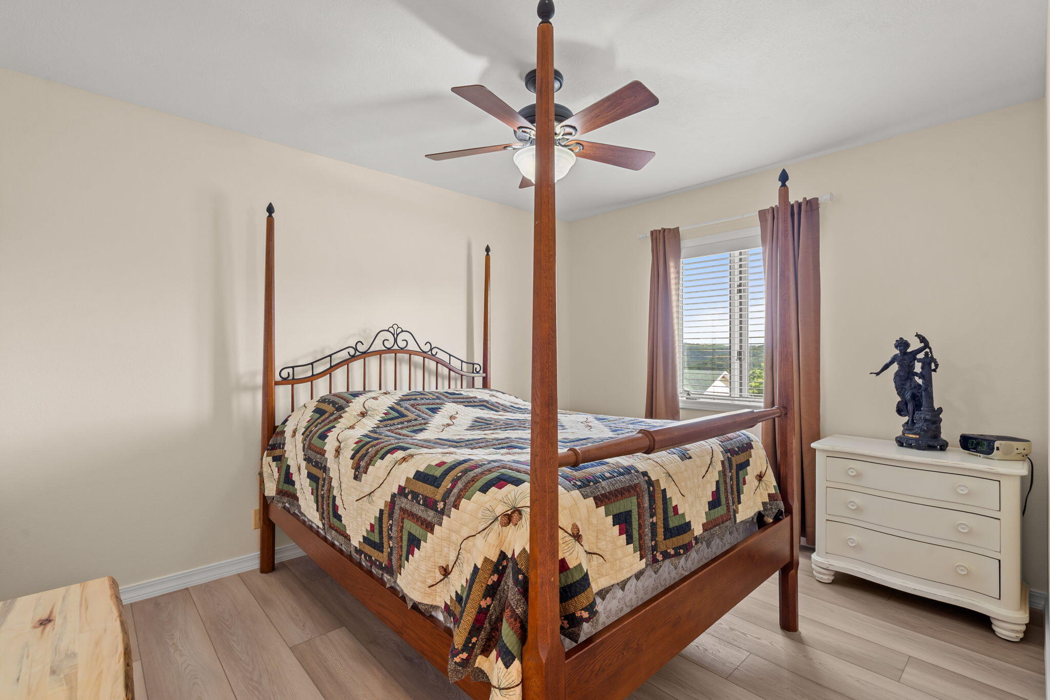 43 Irish Hills Boulevard Property Photo 33