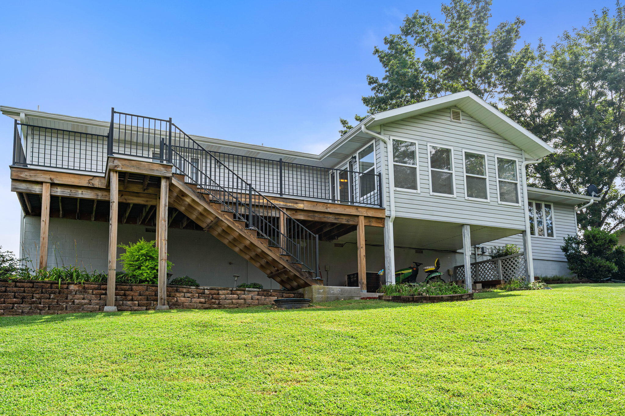 43 Irish Hills Boulevard Property Photo 37