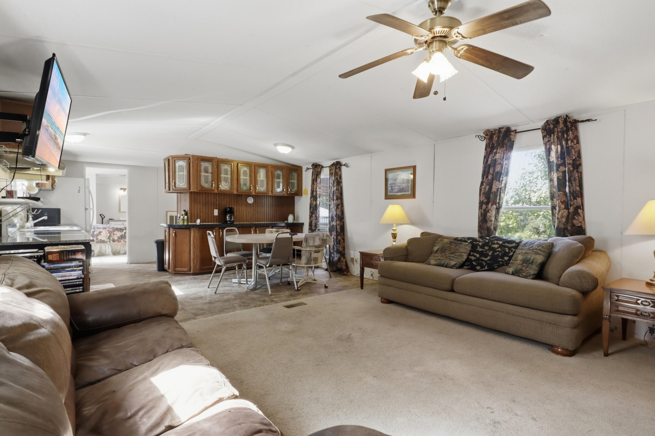13568 County Road 243 Property Photo 24