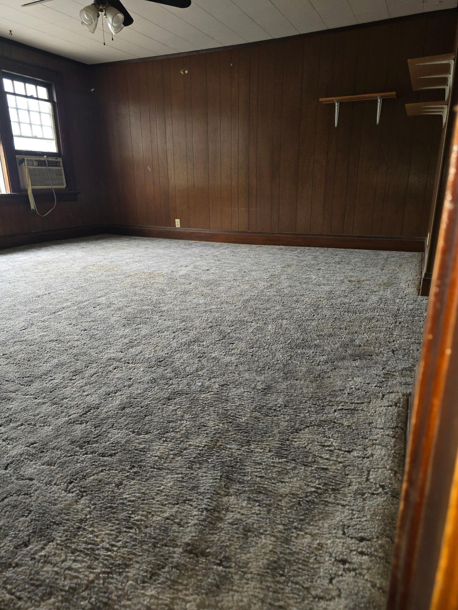115 North Locust Street Property Photo 8