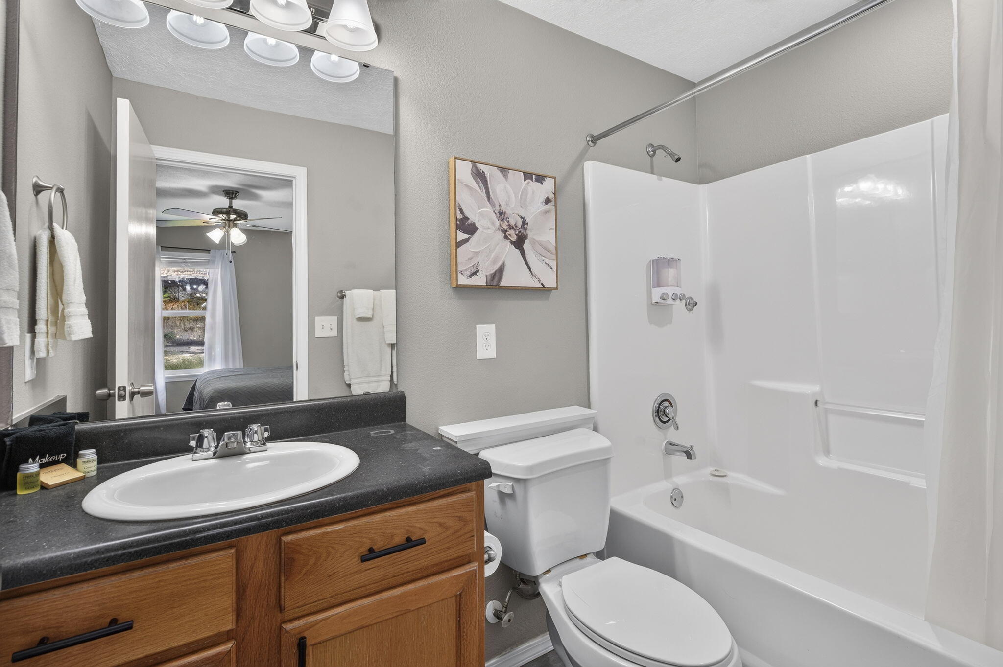 2962 Vineyards Parkway #1 Property Photo 16