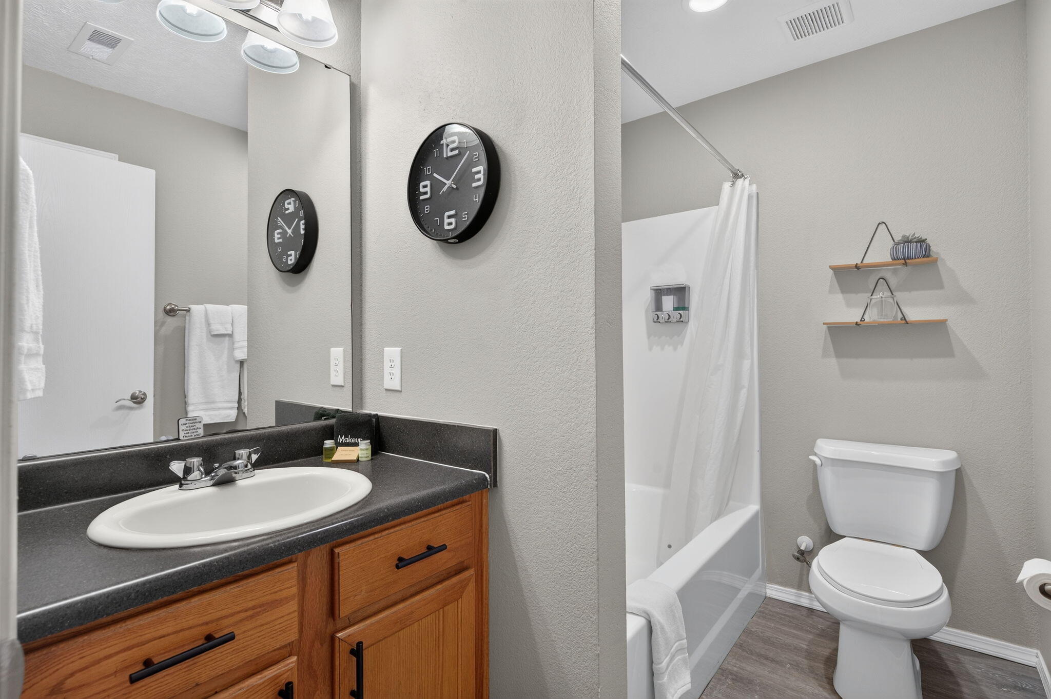 2962 Vineyards Parkway #1 Property Photo 18