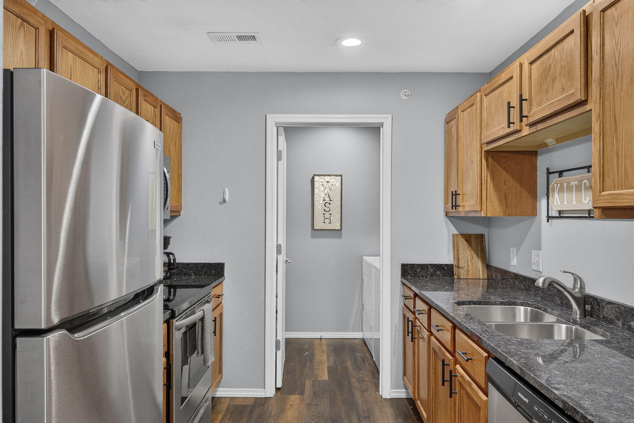 2962 Vineyards Parkway #2 Property Photo 8