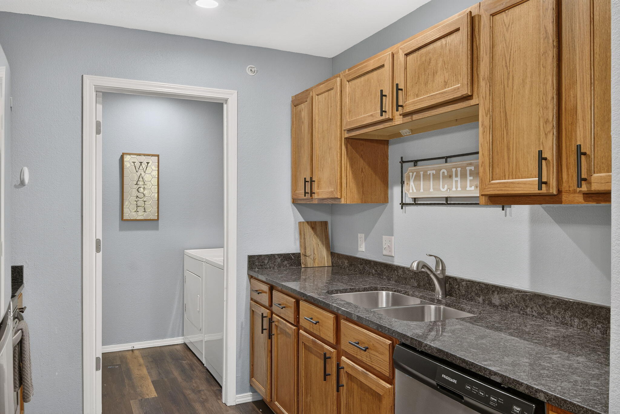 2962 Vineyards Parkway #2 Property Photo 11