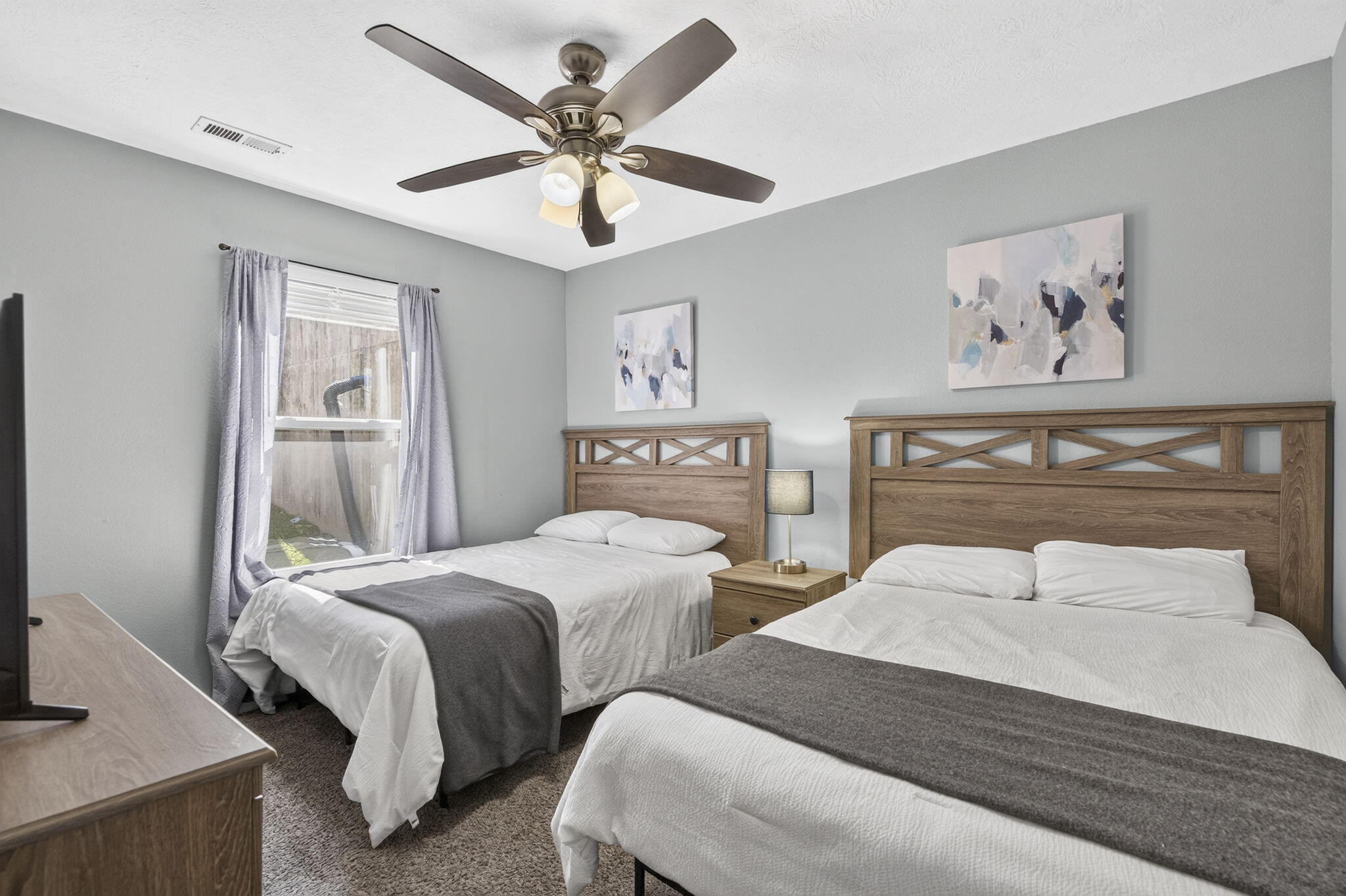 2962 Vineyards Parkway #2 Property Photo 19