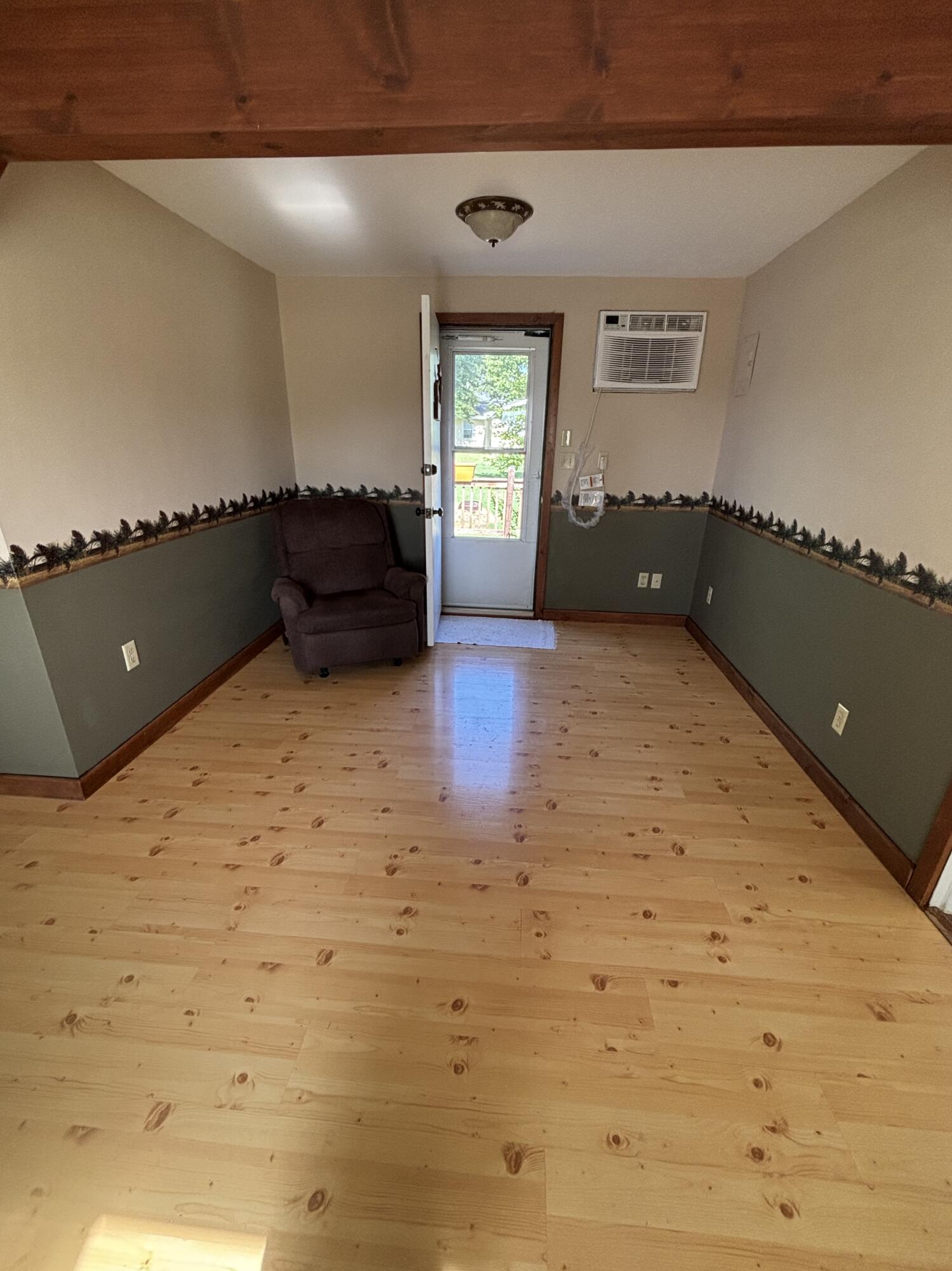 8794 State Highway U Property Photo 10