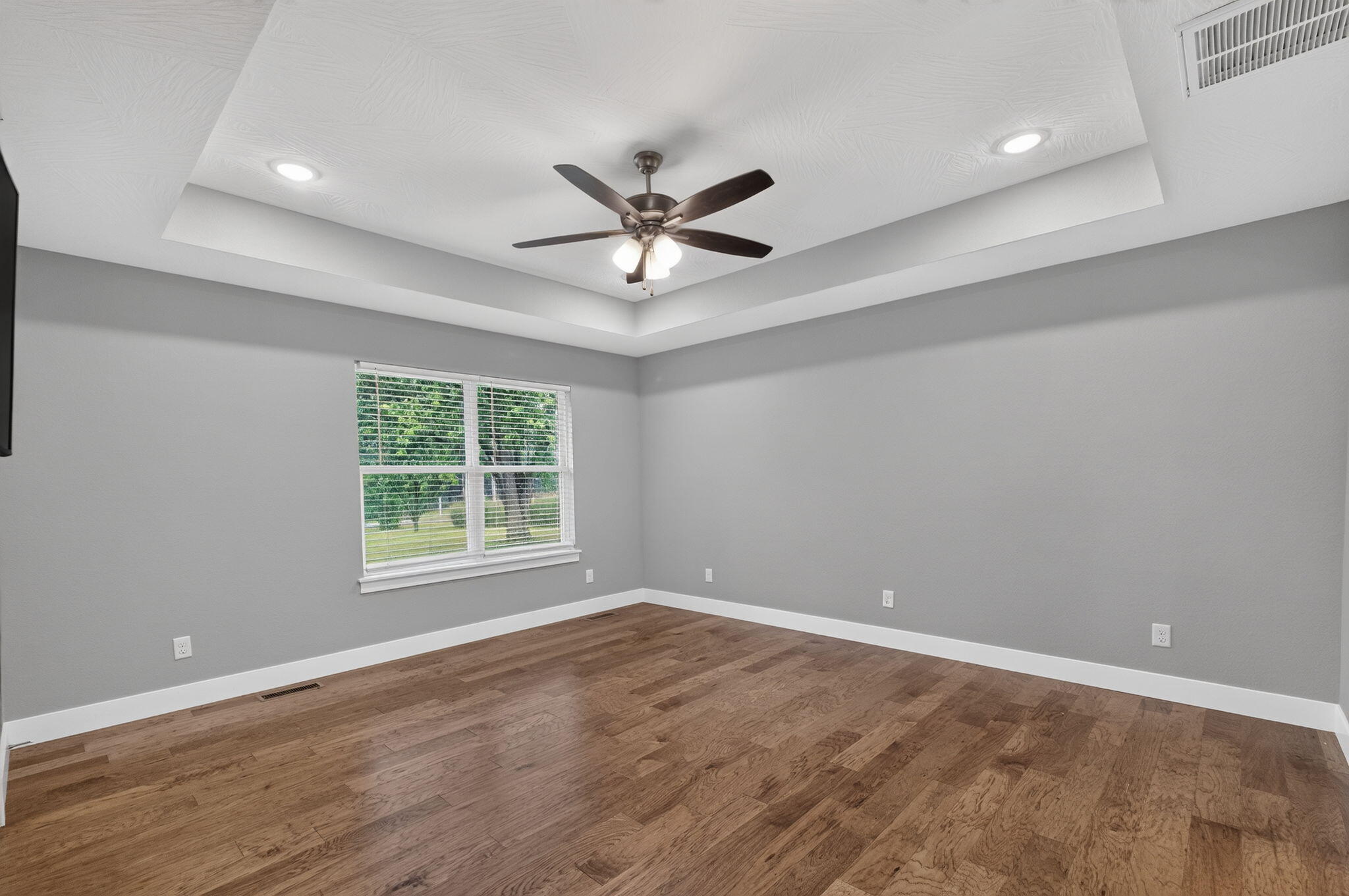 542 Sommer Lane Property Photo 14