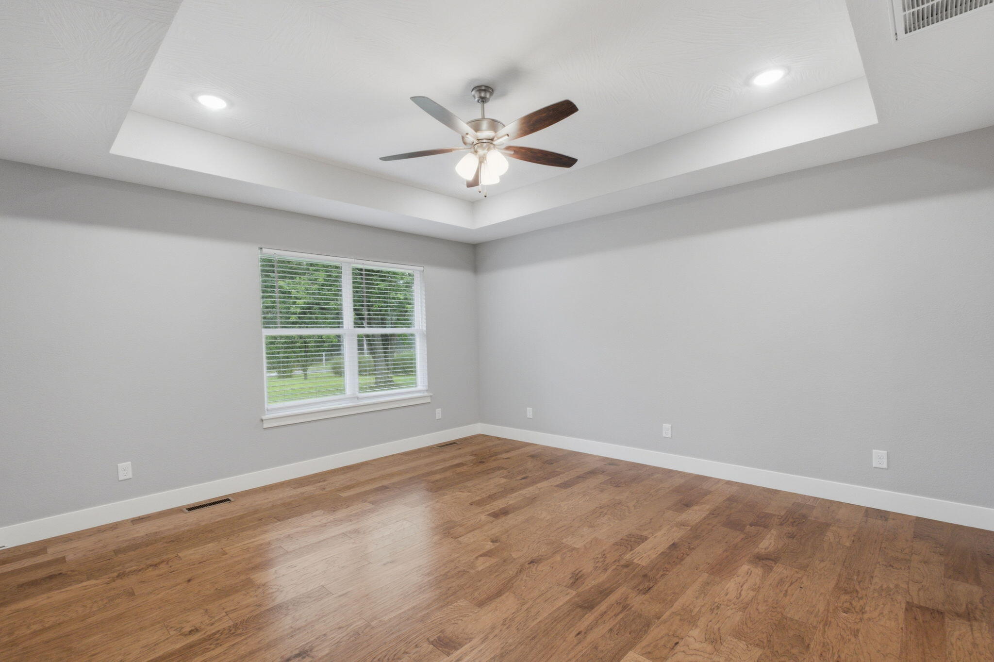 542 Sommer Lane Property Photo 17