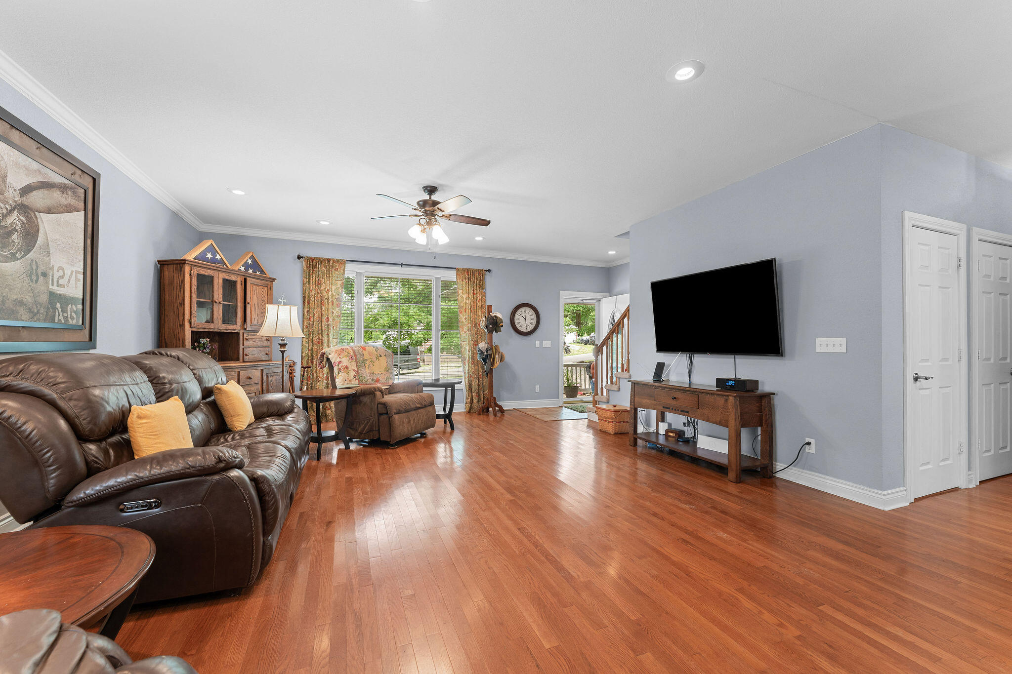 70 Lincoln Lane Property Photo 8