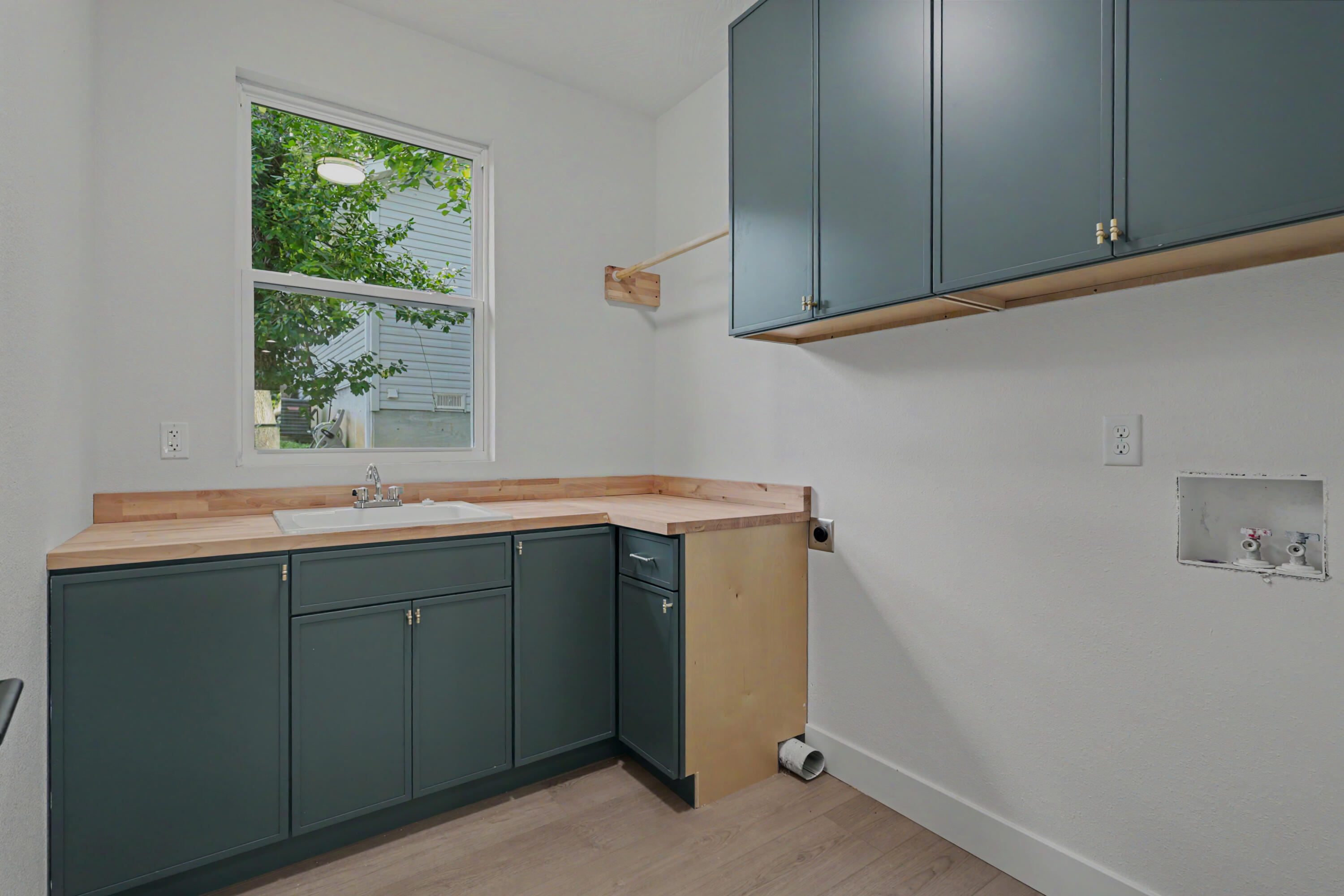 206 South 8th Avenue Property Photo 27