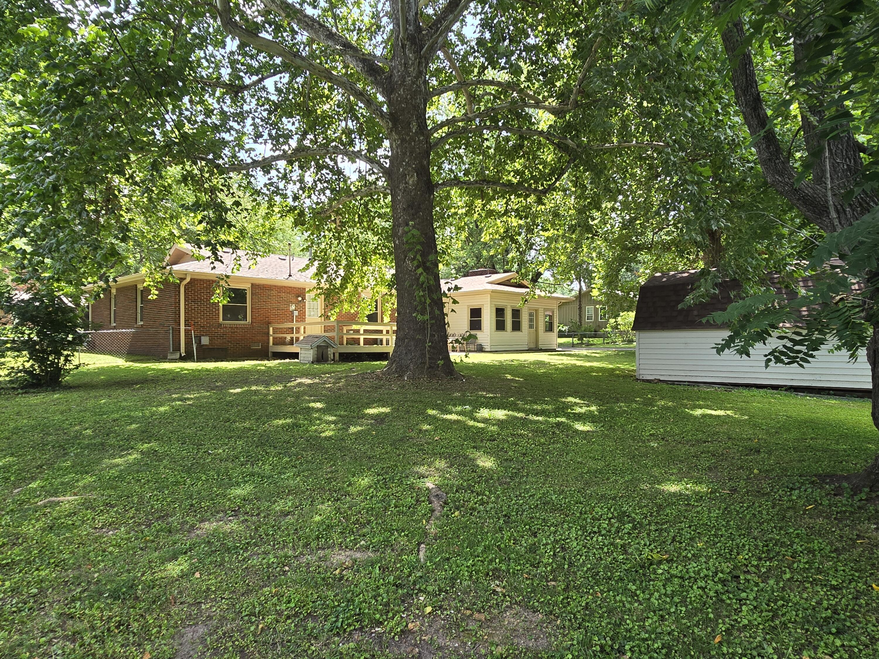 4321 South Ridgecrest Drive Property Photo 6