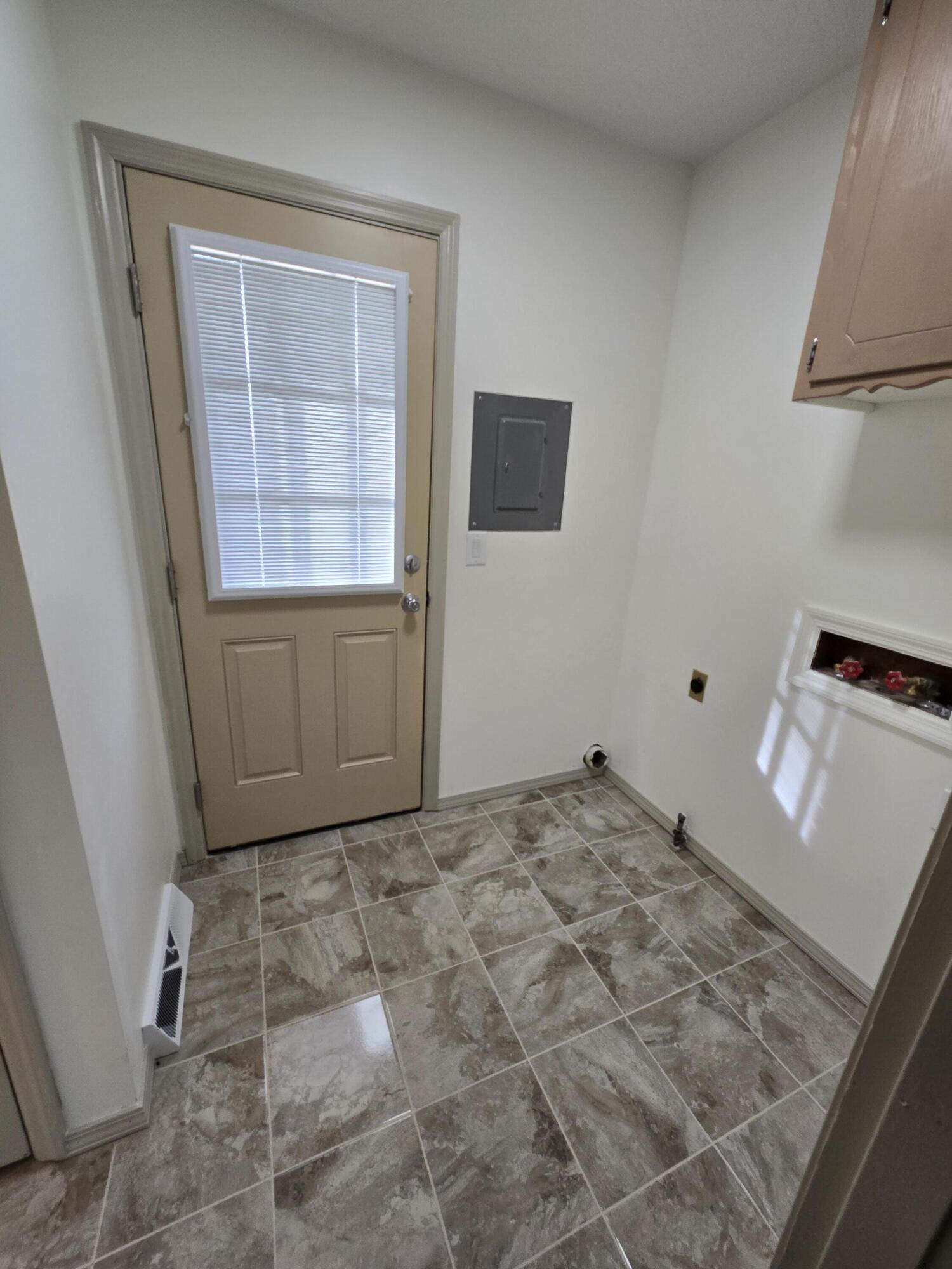 4321 South Ridgecrest Drive Property Photo 44