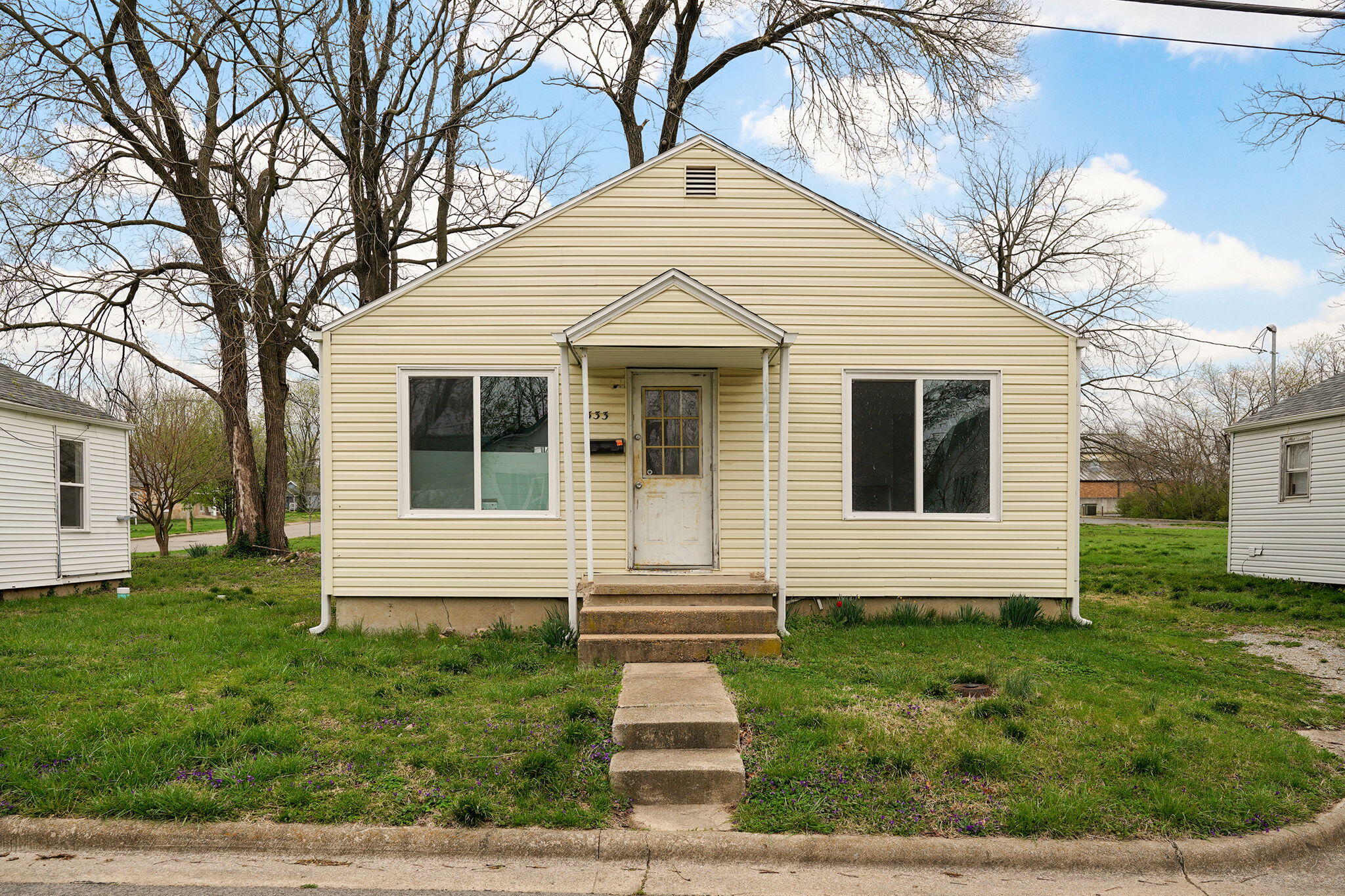 333 Lincoln Avenue Property Photo 1