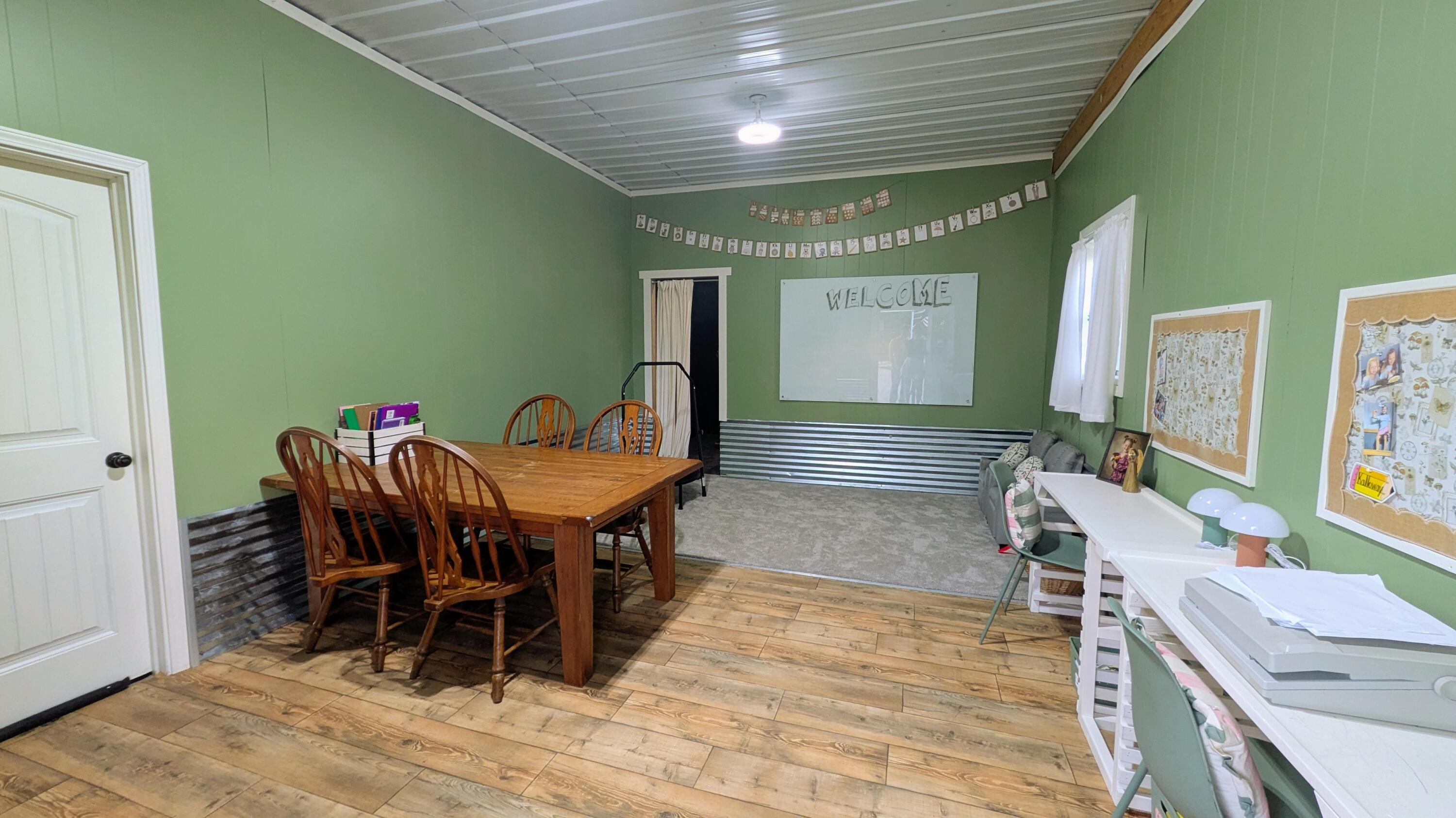 389 South Western Street Property Photo 58