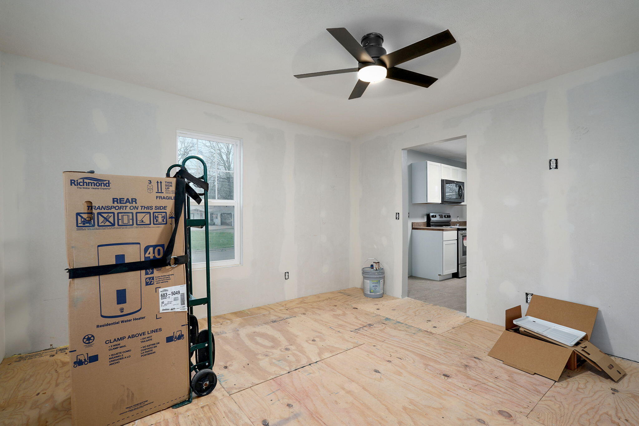 345 Lincoln Avenue Property Photo 11