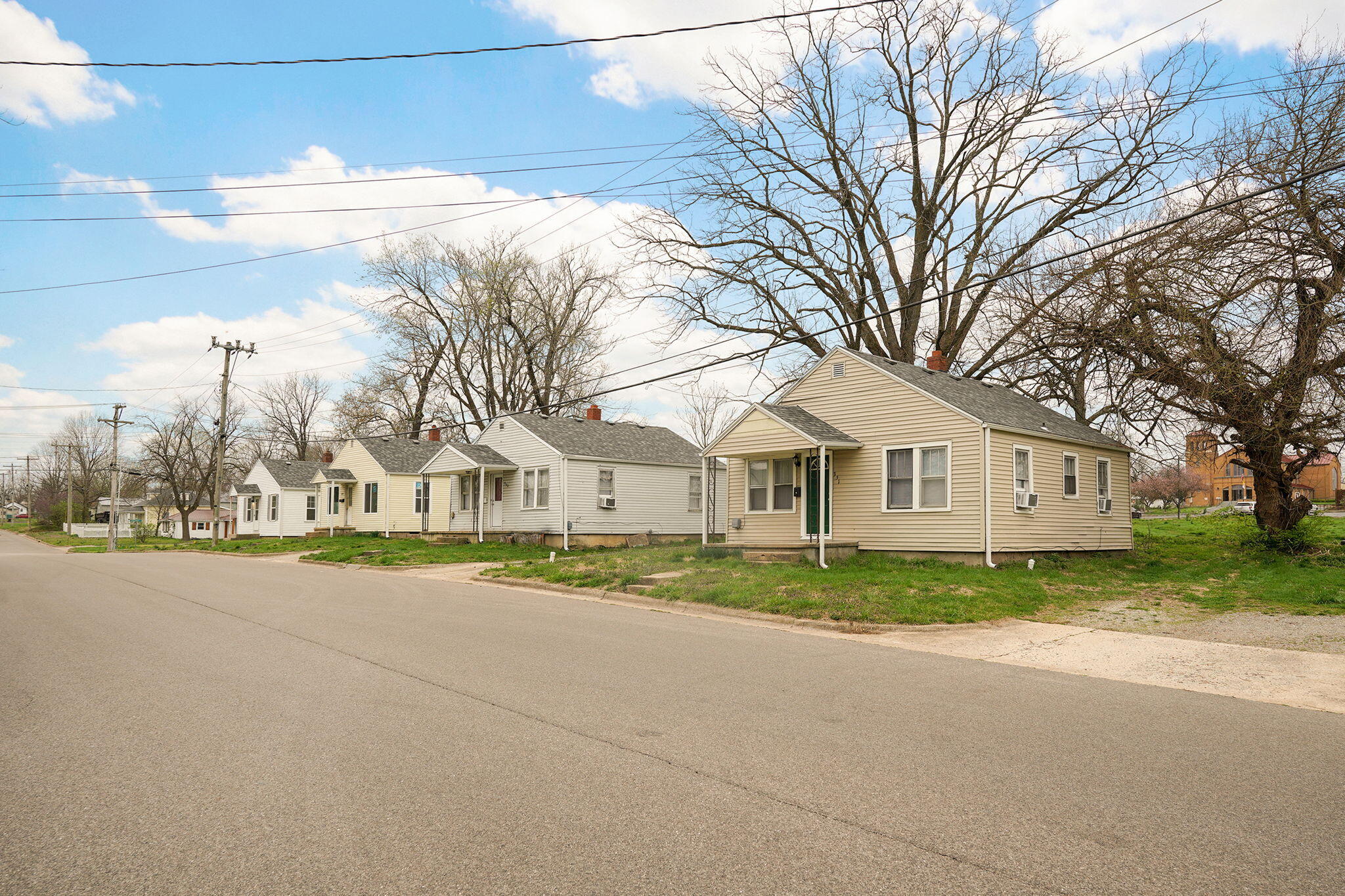 345 Lincoln Avenue Property Photo 23