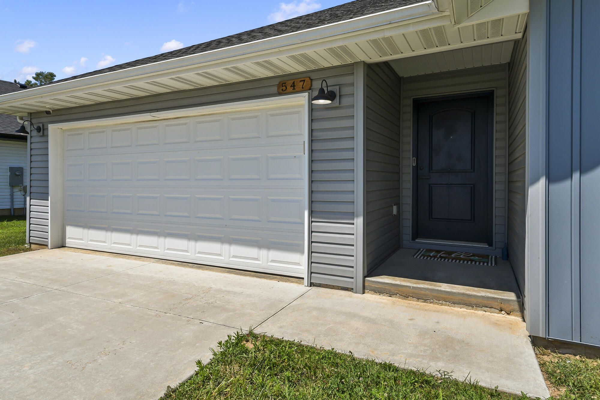 547 Hudson Avenue Property Photo 4