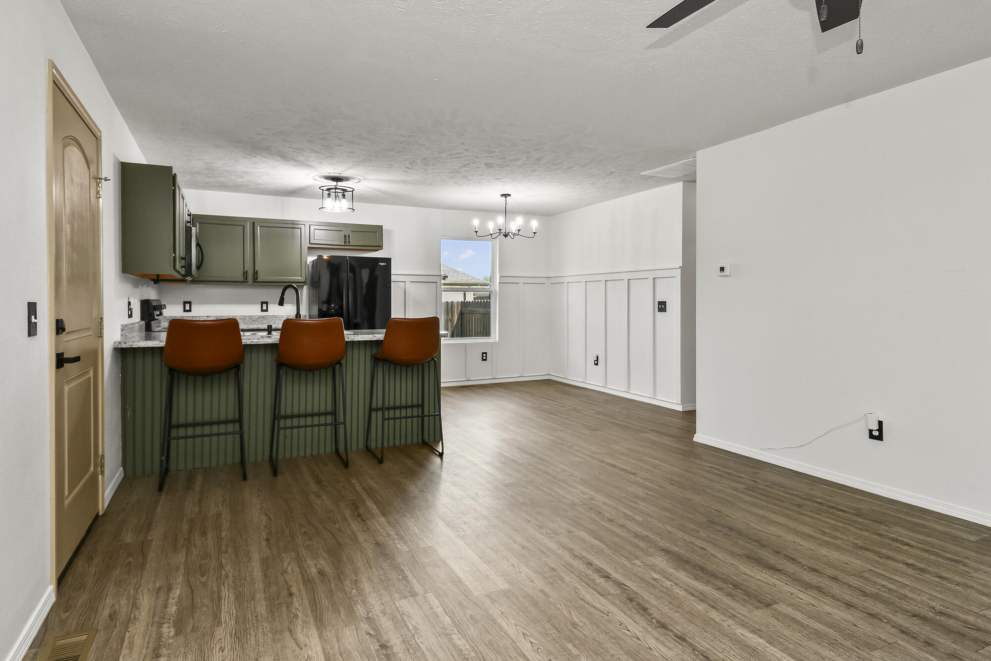 547 Hudson Avenue Property Photo 7