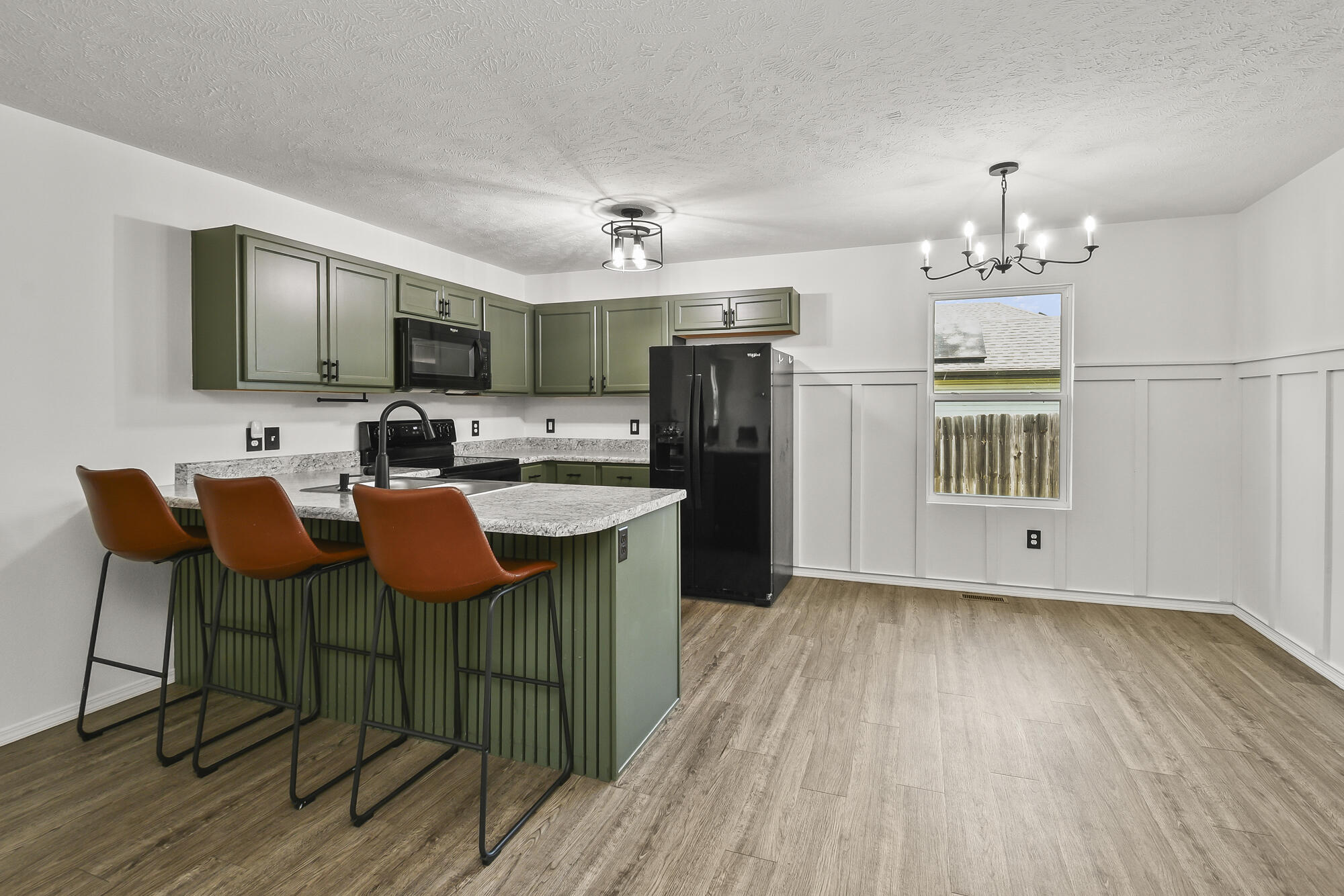 547 Hudson Avenue Property Photo 15