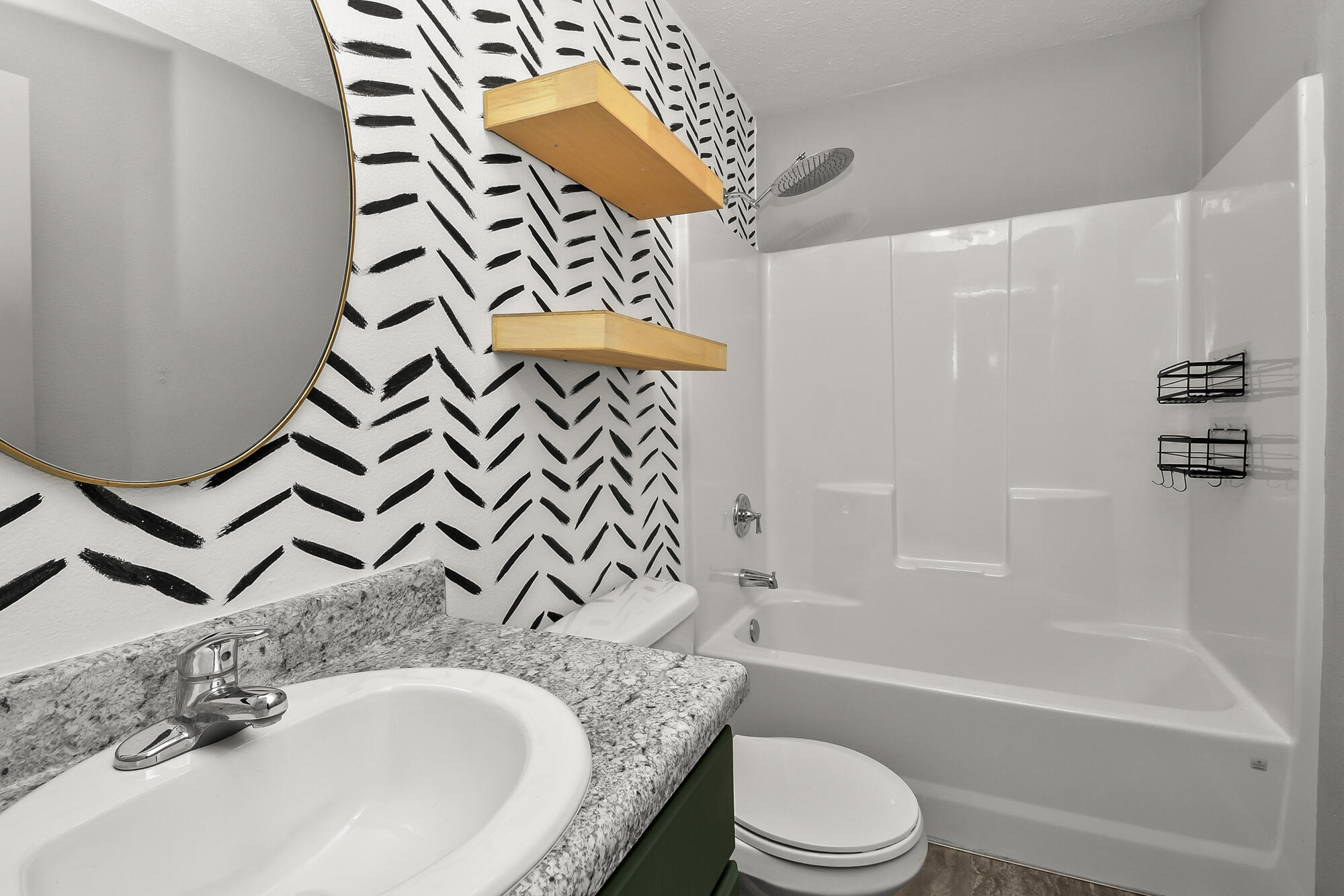 547 Hudson Avenue Property Photo 24