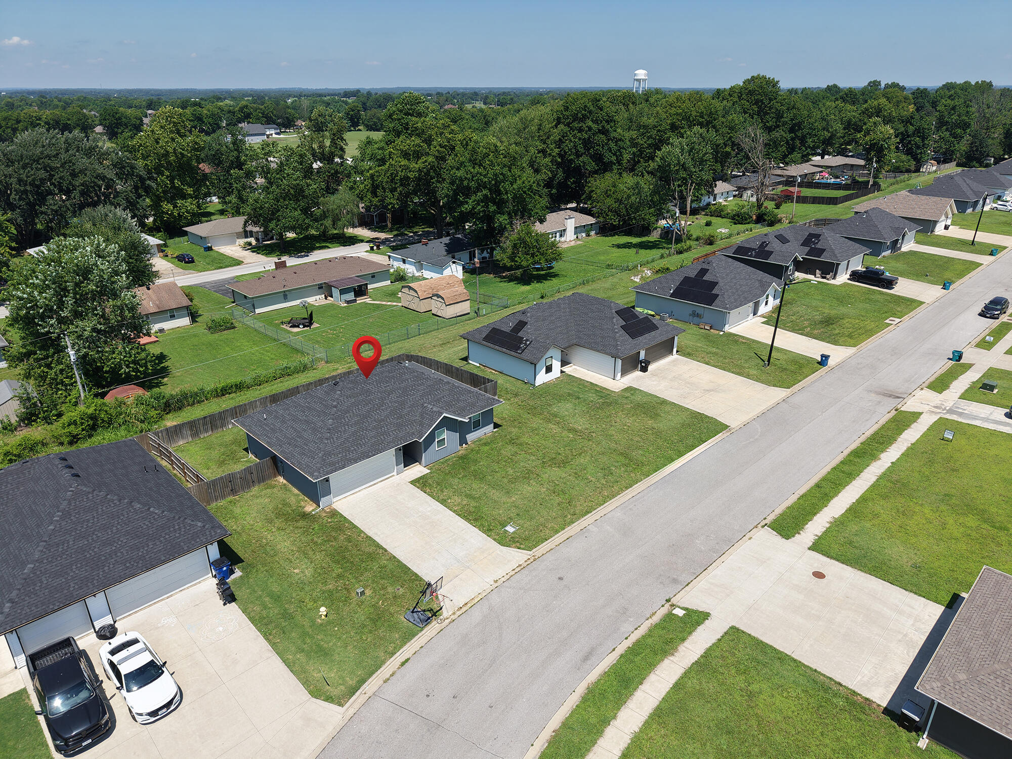 547 Hudson Avenue Property Photo 31