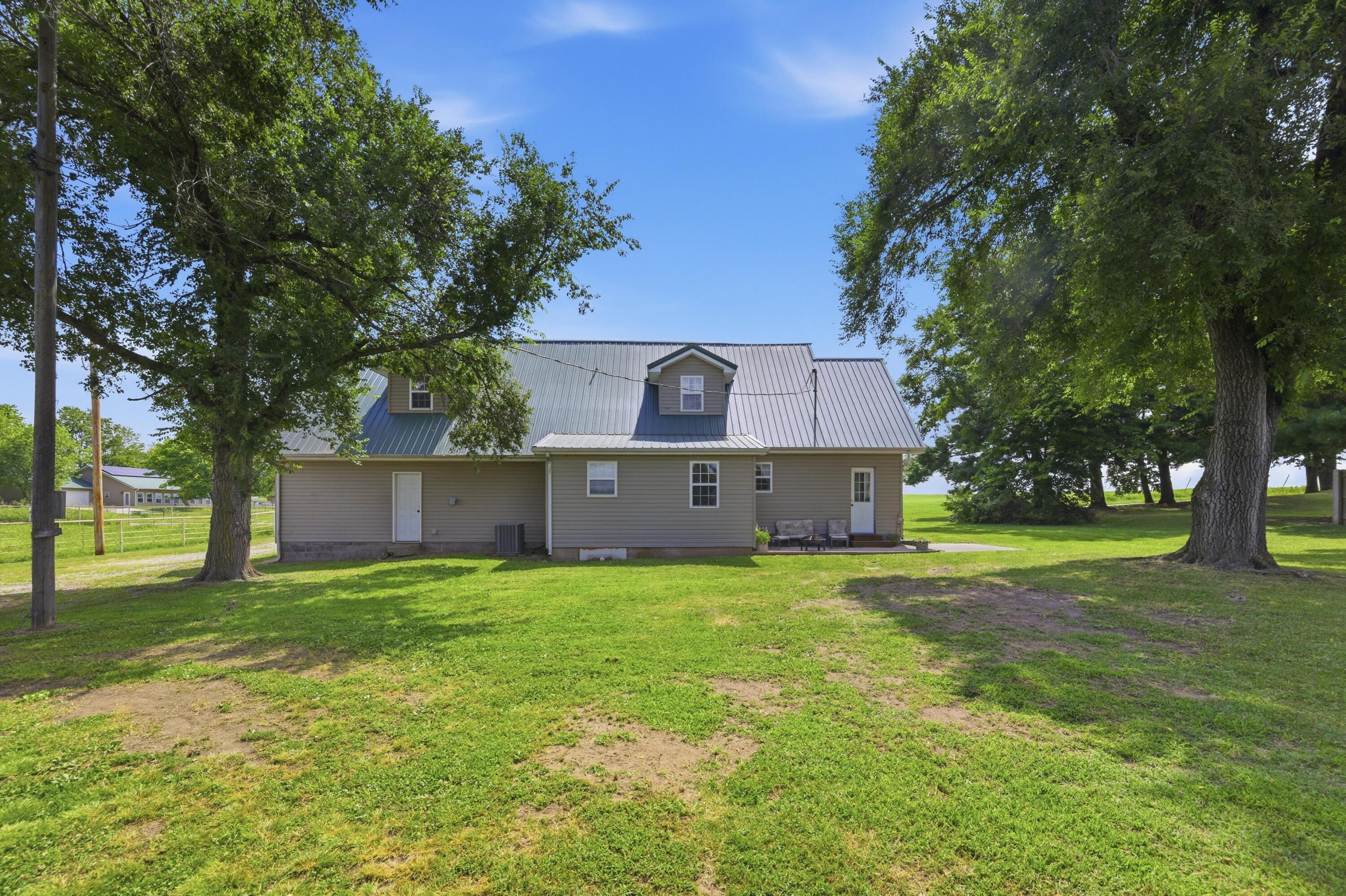 22733 Lawrence 1050 Property Photo 41