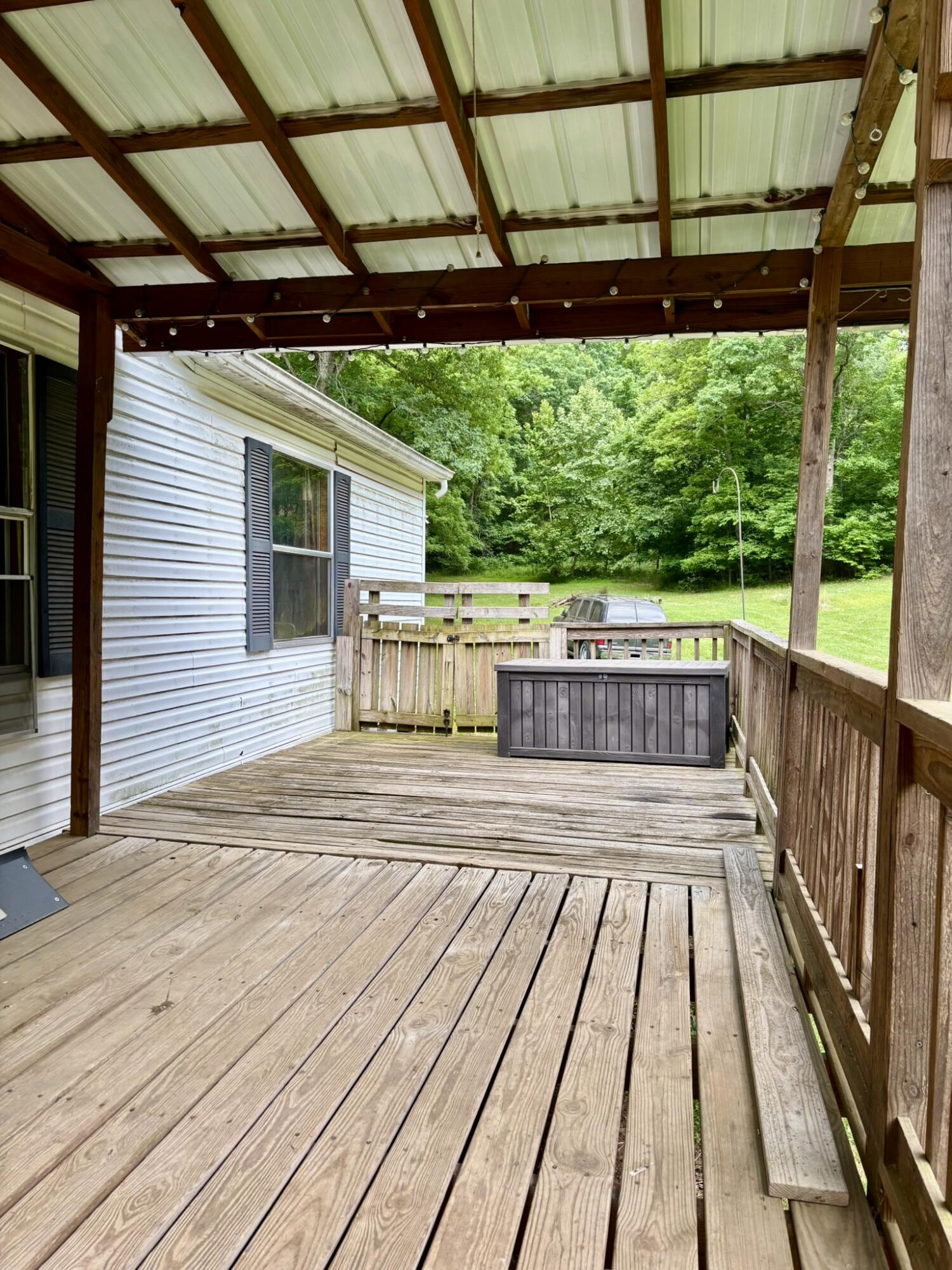 14253 Highway K Property Photo 3