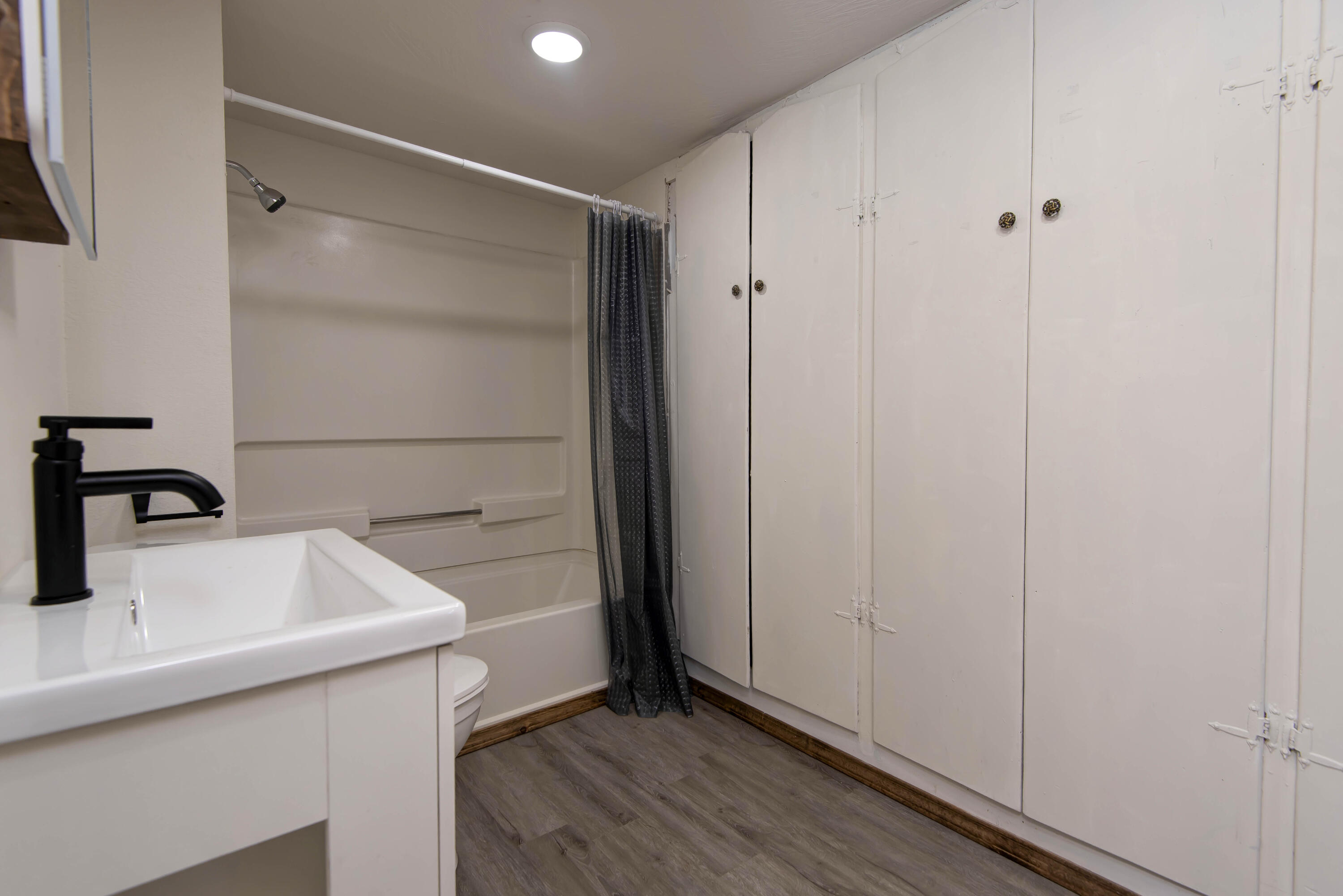42779 State Highway 413 Property Photo 9